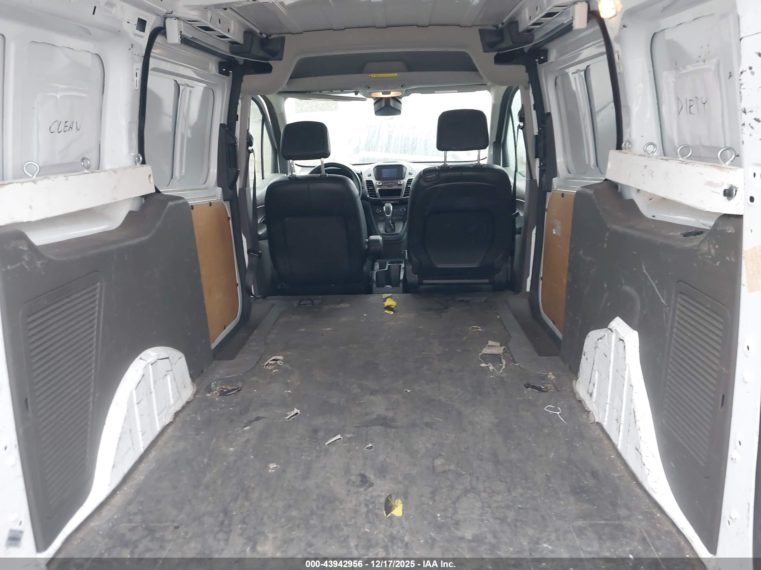 FORD TRANSIT image 8