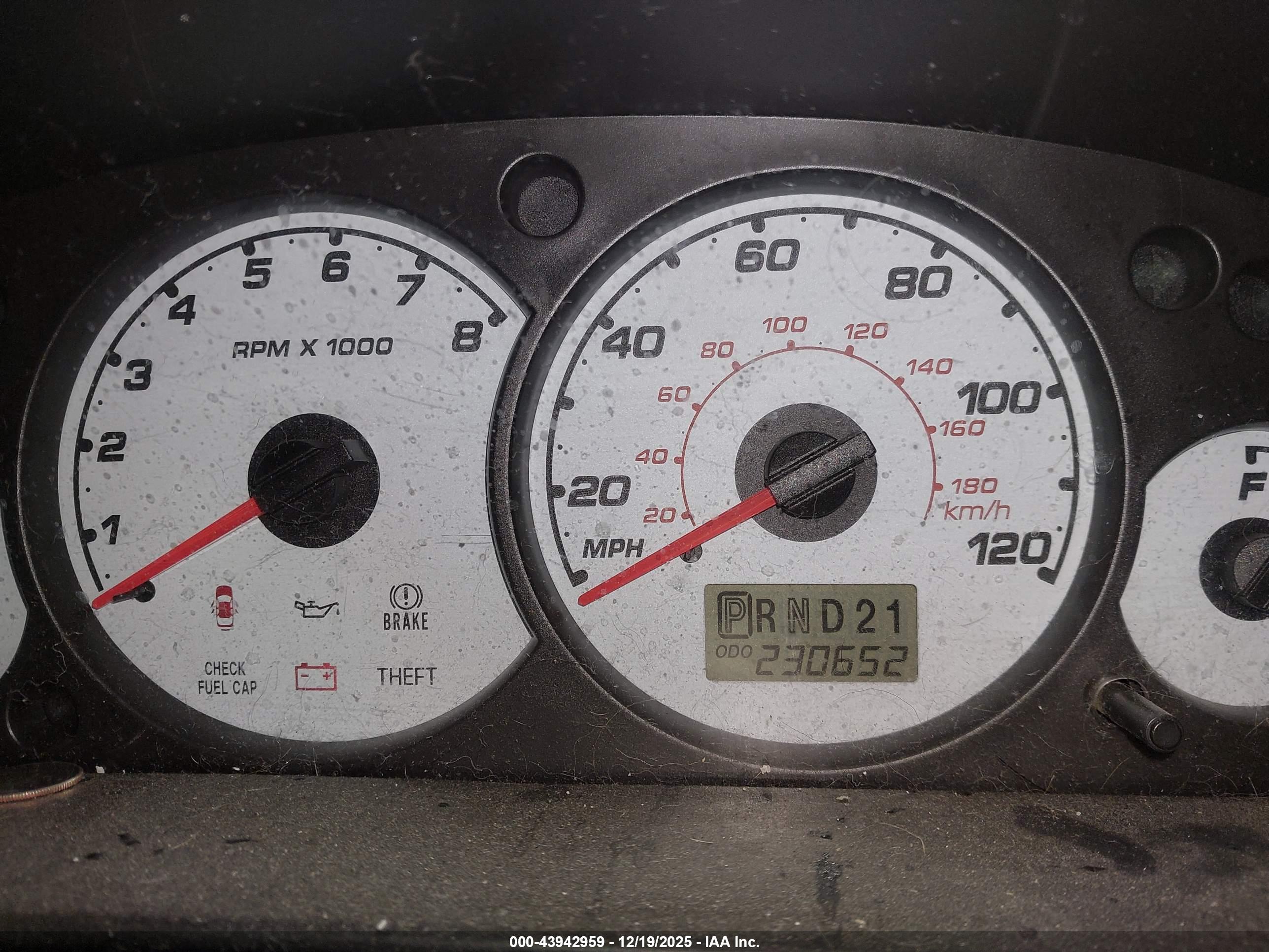 FORD ESCAPE image 7