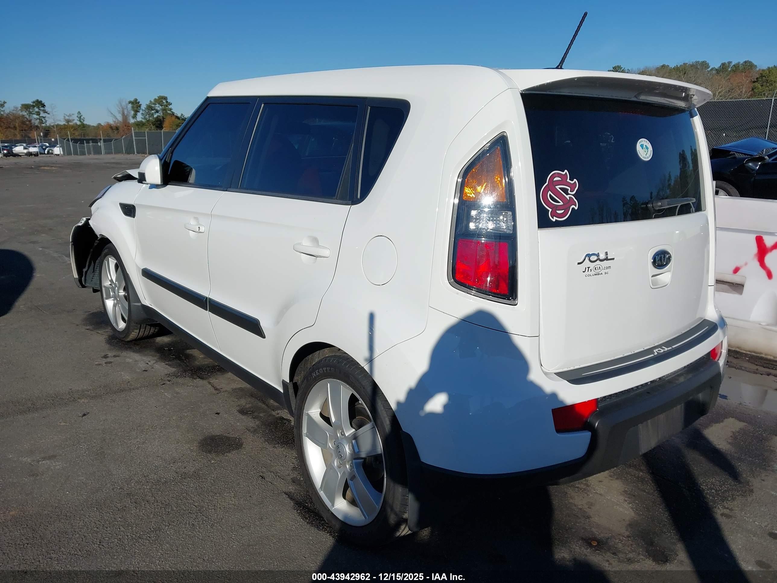 KIA SOUL image 3