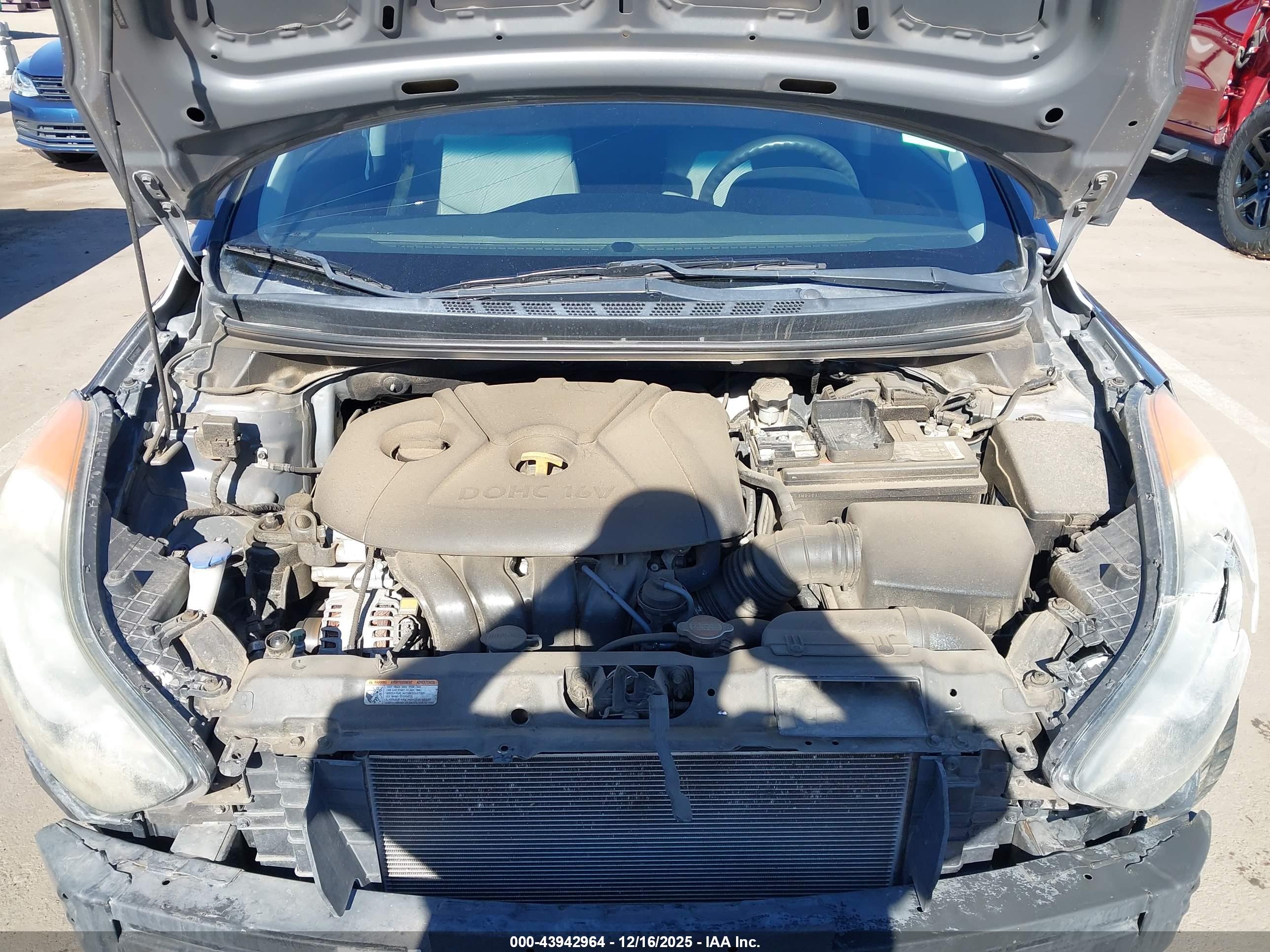 HYUNDAI ELANTRA image 10