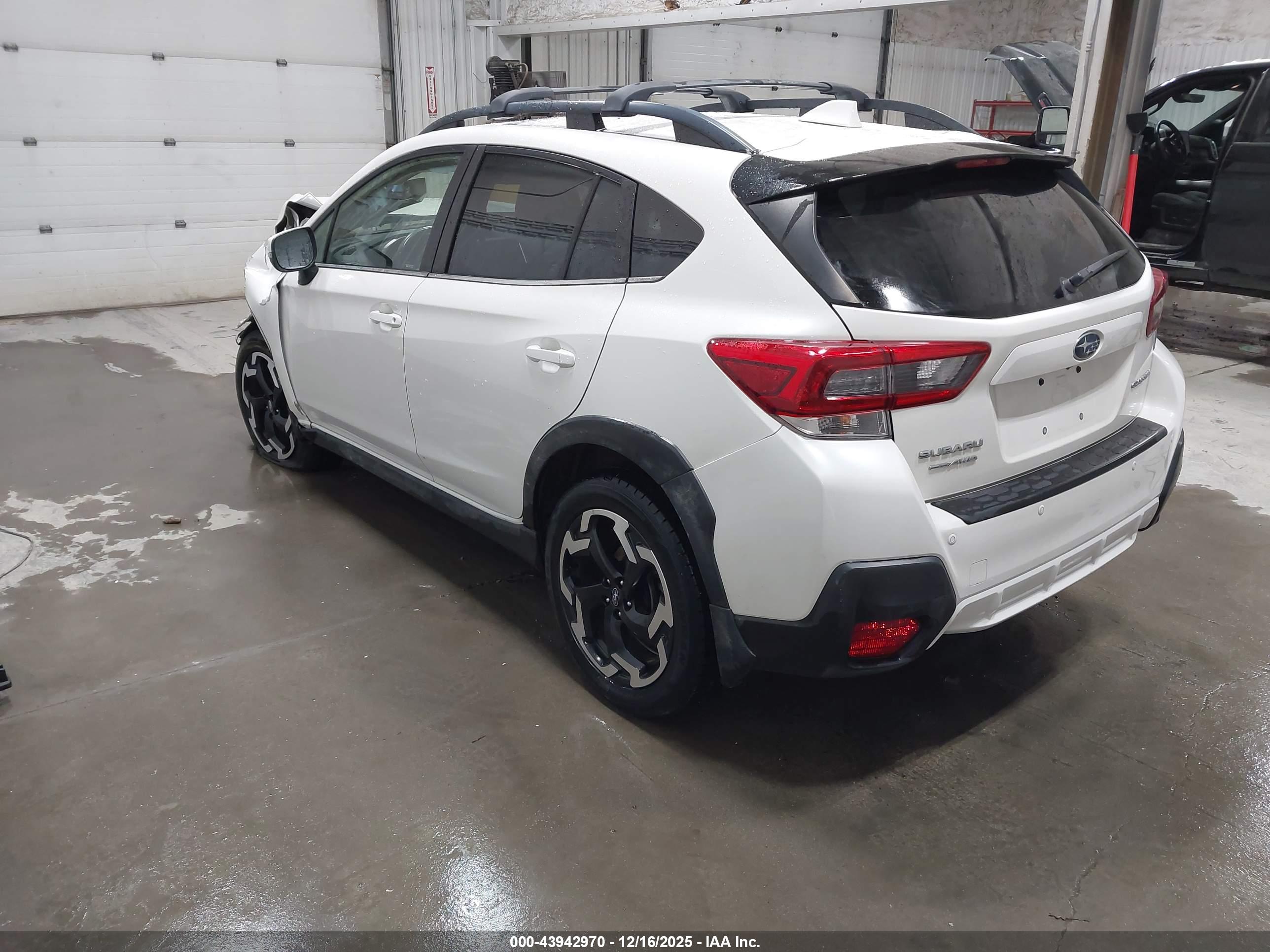SUBARU CROSSTREK image 3
