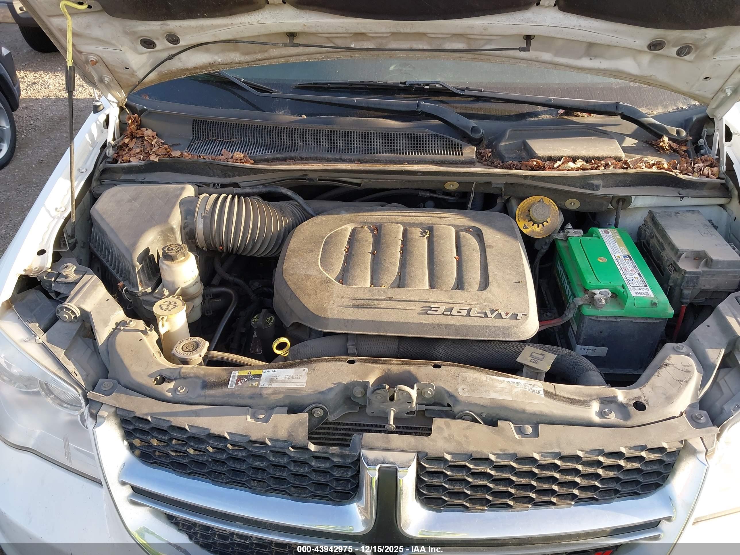 DODGE GRAND image 10