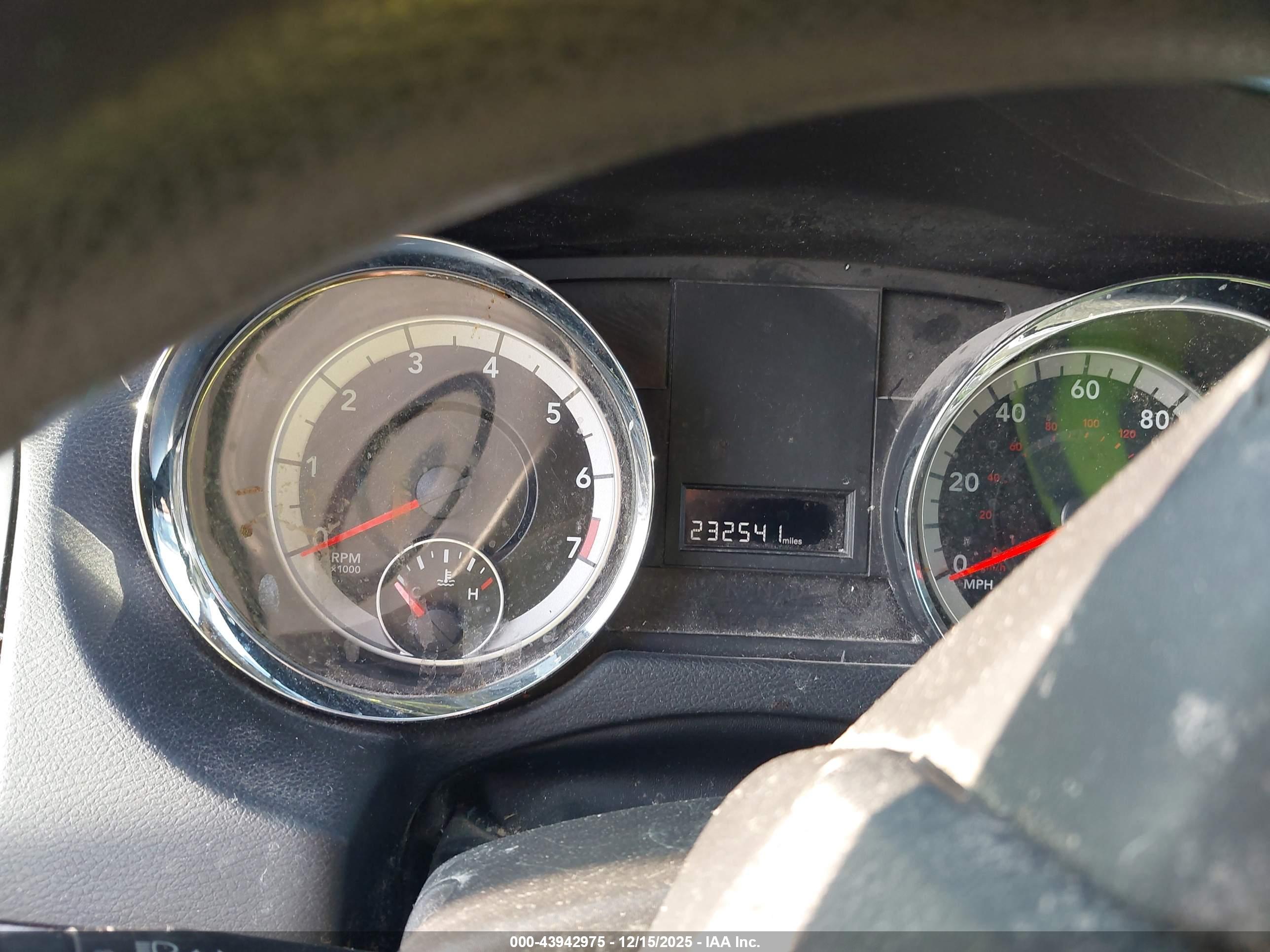DODGE GRAND image 7