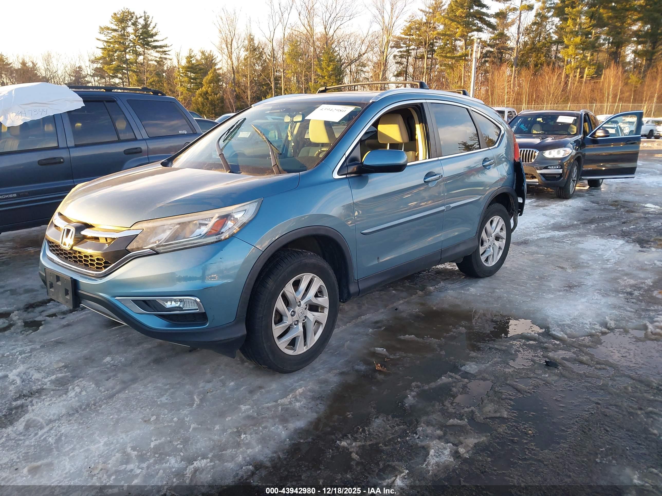HONDA CR-V image 2