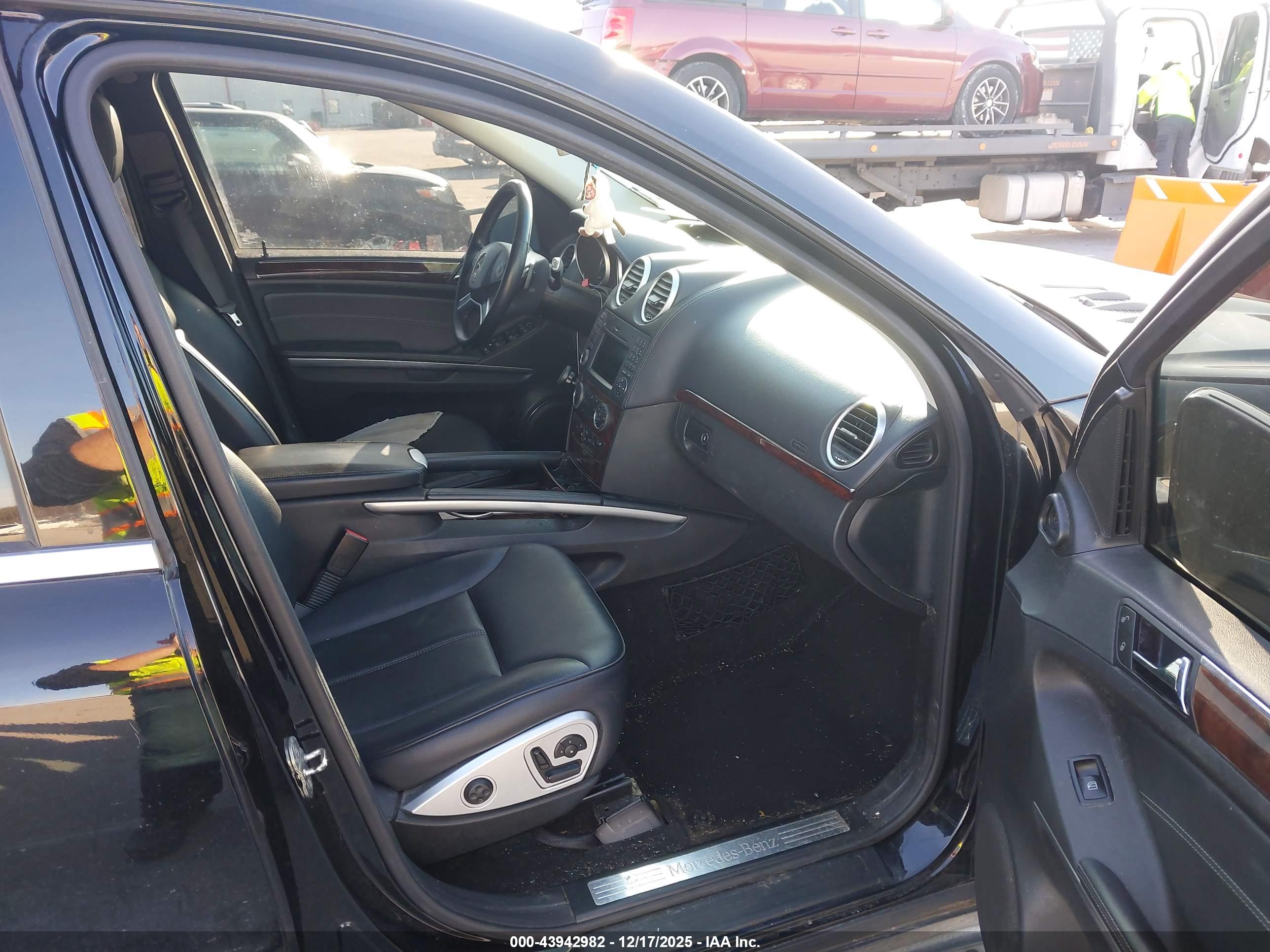 MERCEDES-BENZ GL image 5