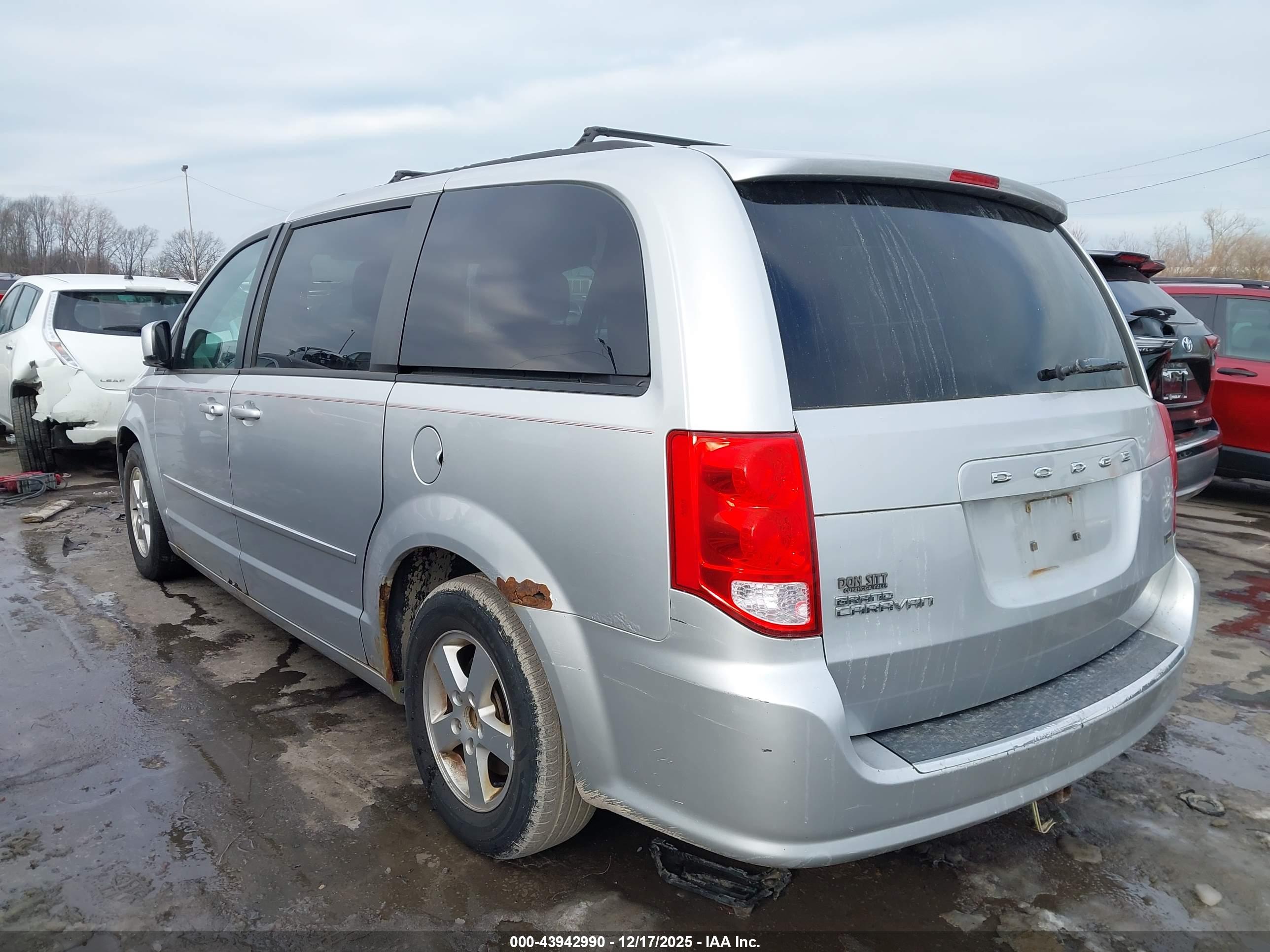 DODGE GRAND image 3