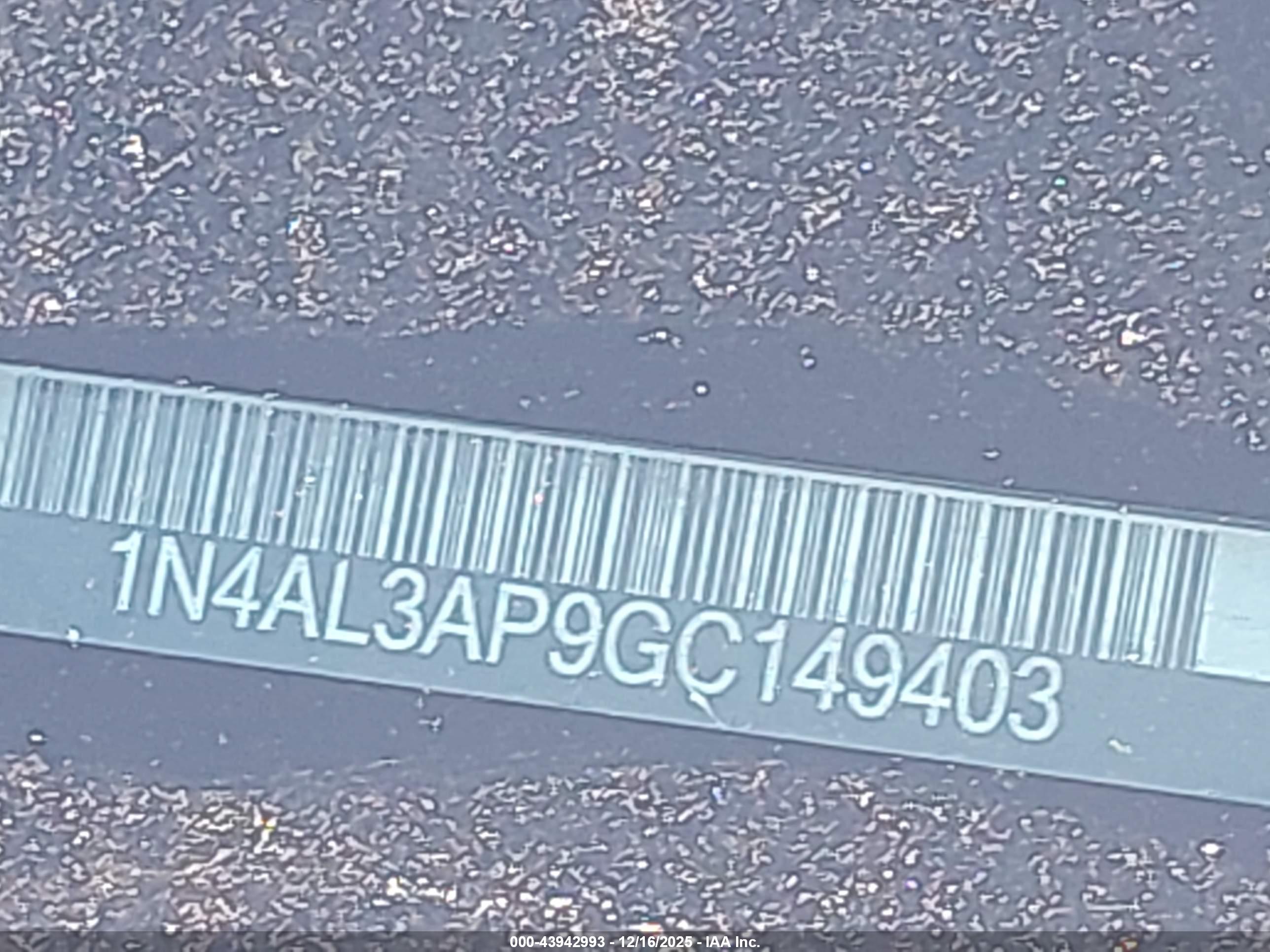 NISSAN ALTIMA image 9