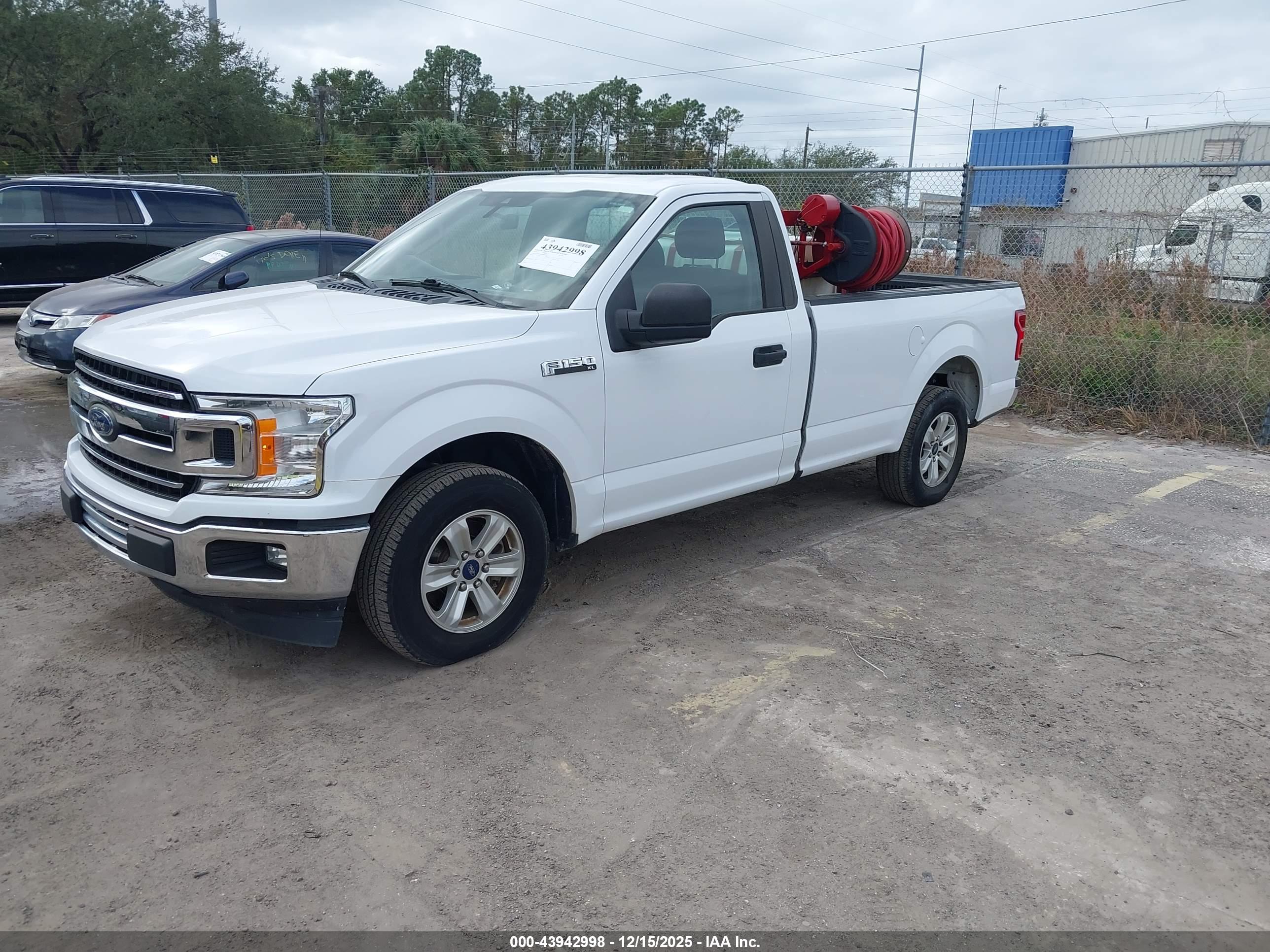 FORD F-150 image 2