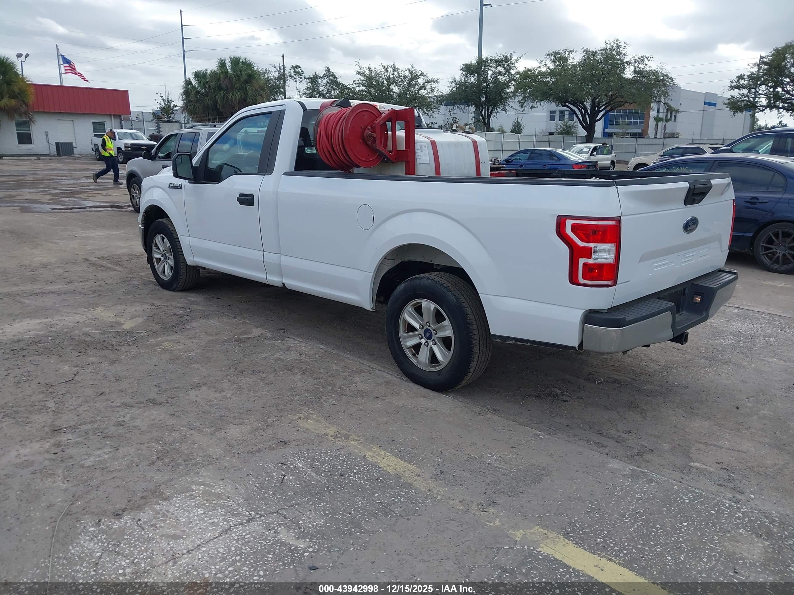 FORD F-150 image 3
