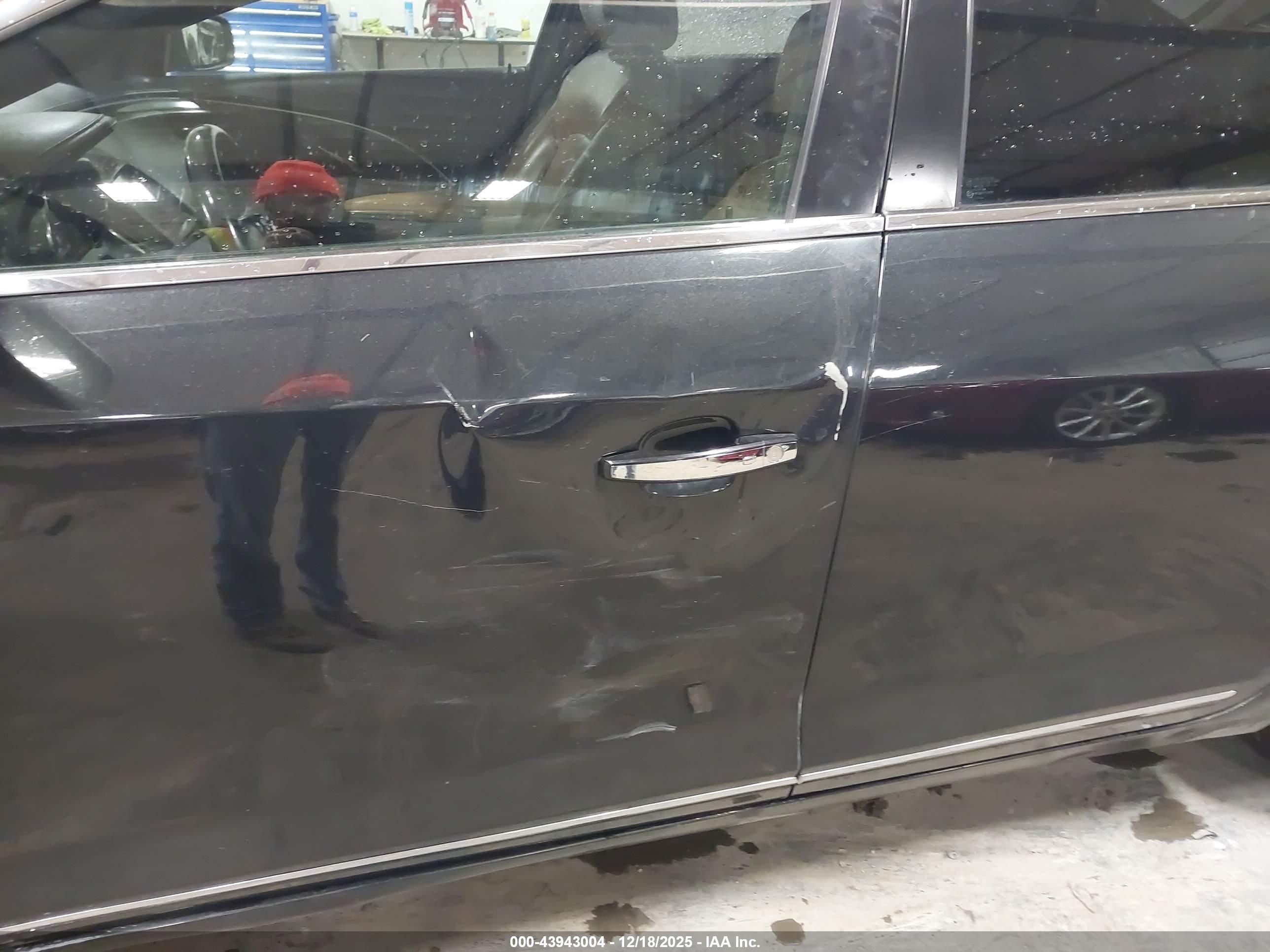 BUICK LACROSSE image 6