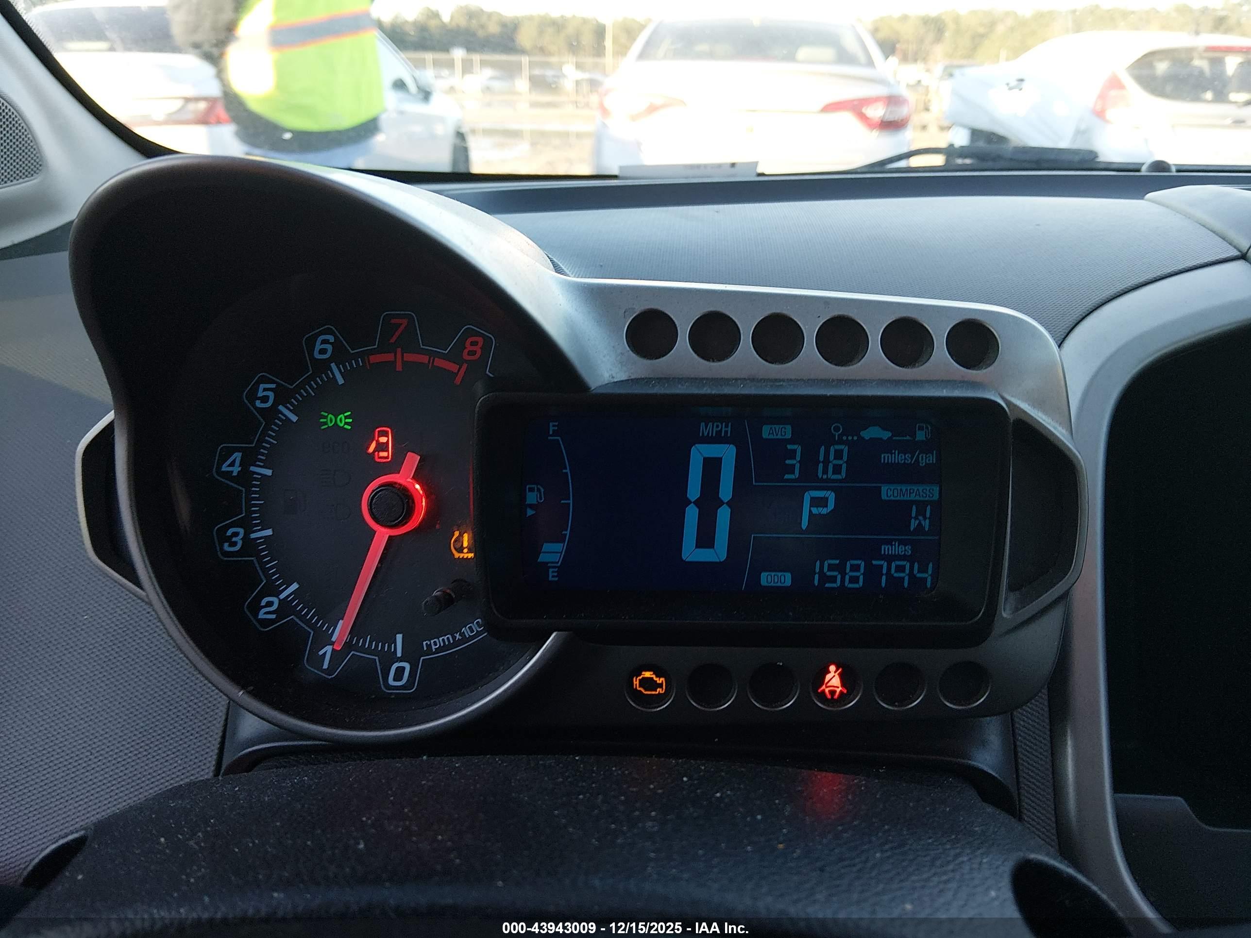 CHEVROLET SONIC image 7