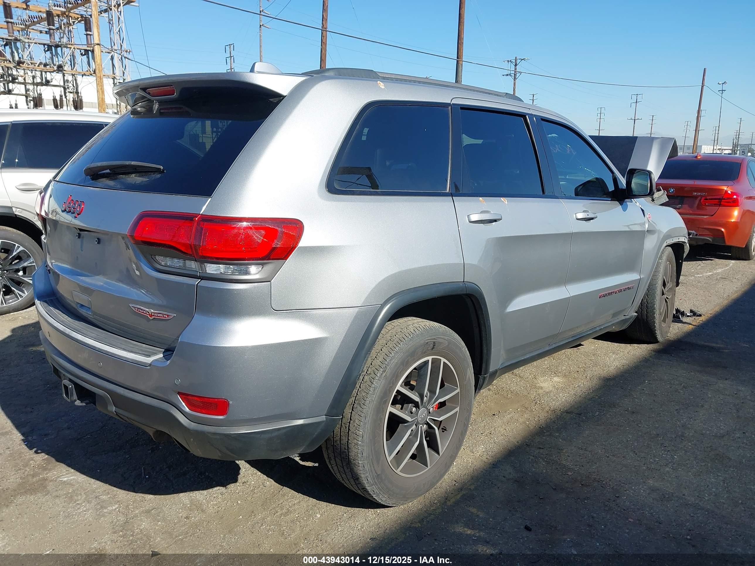 JEEP GRAND image 4