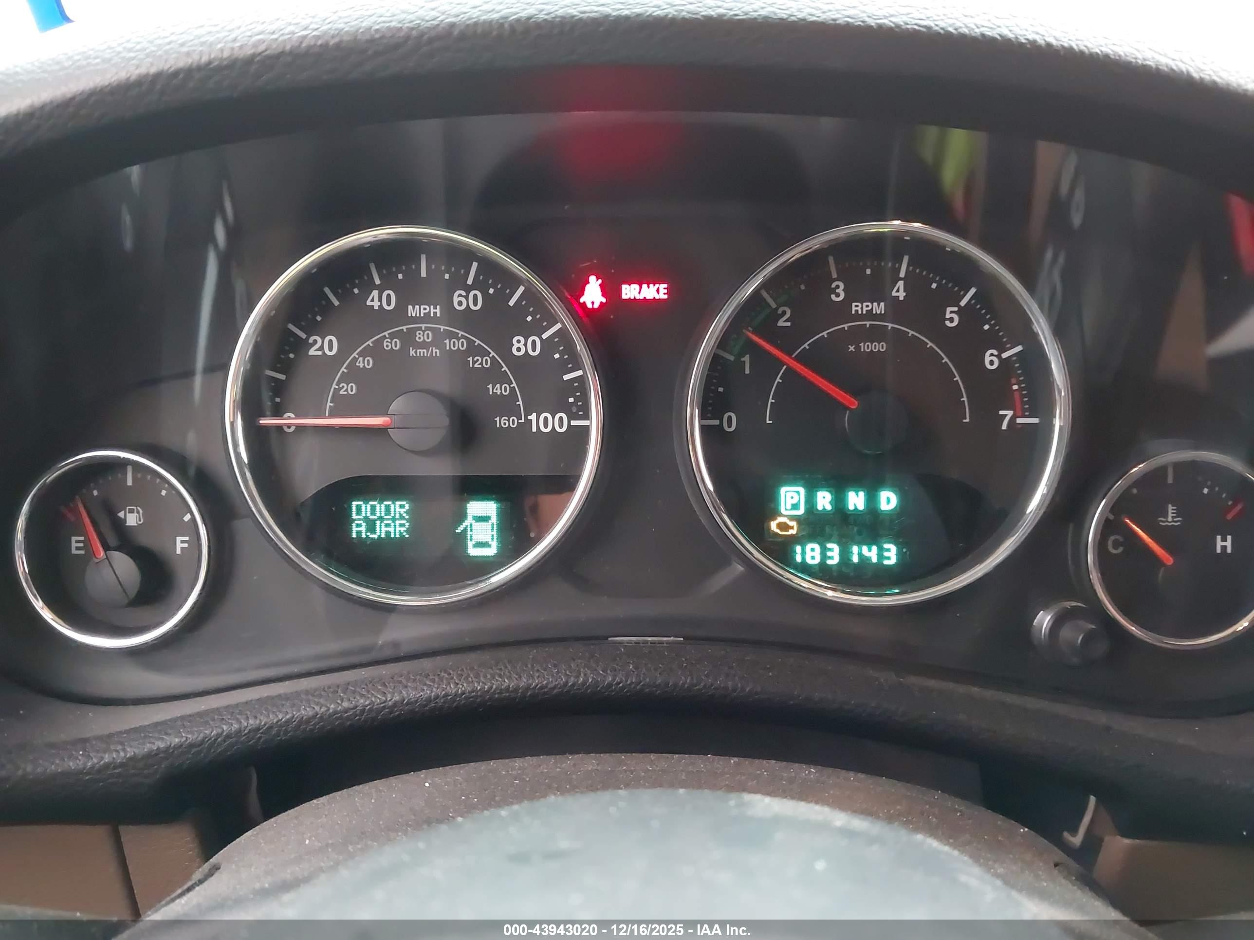 JEEP WRANGLER image 7