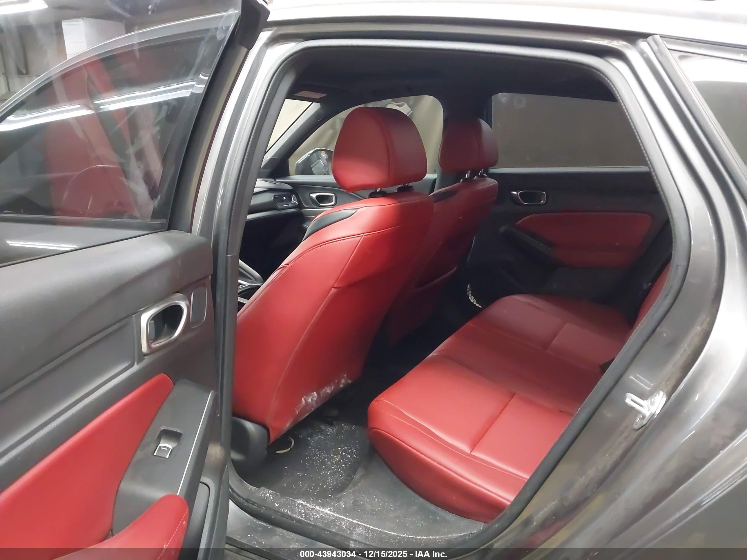 ACURA INTEGRA image 8