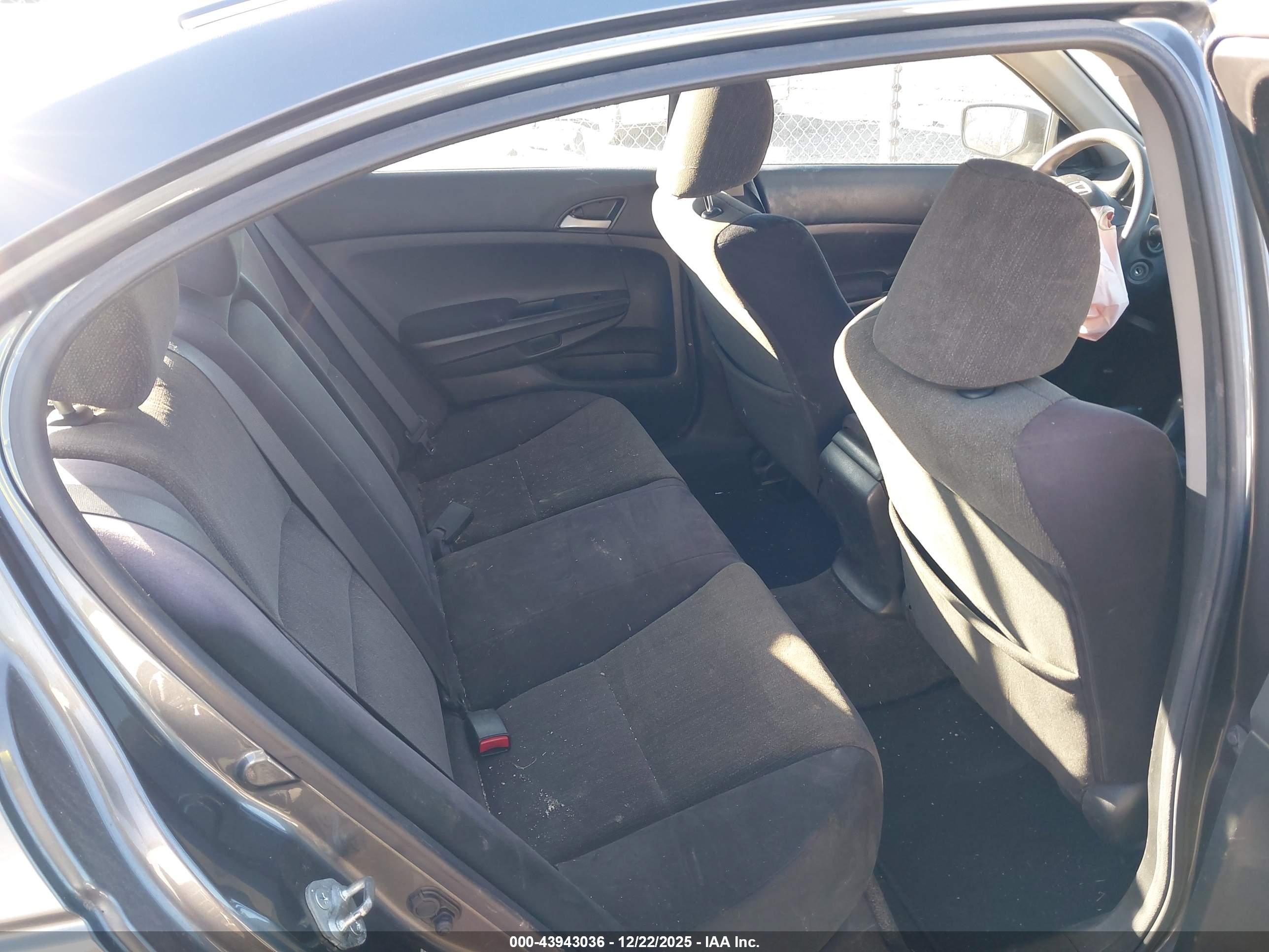 HONDA ACCORD image 8