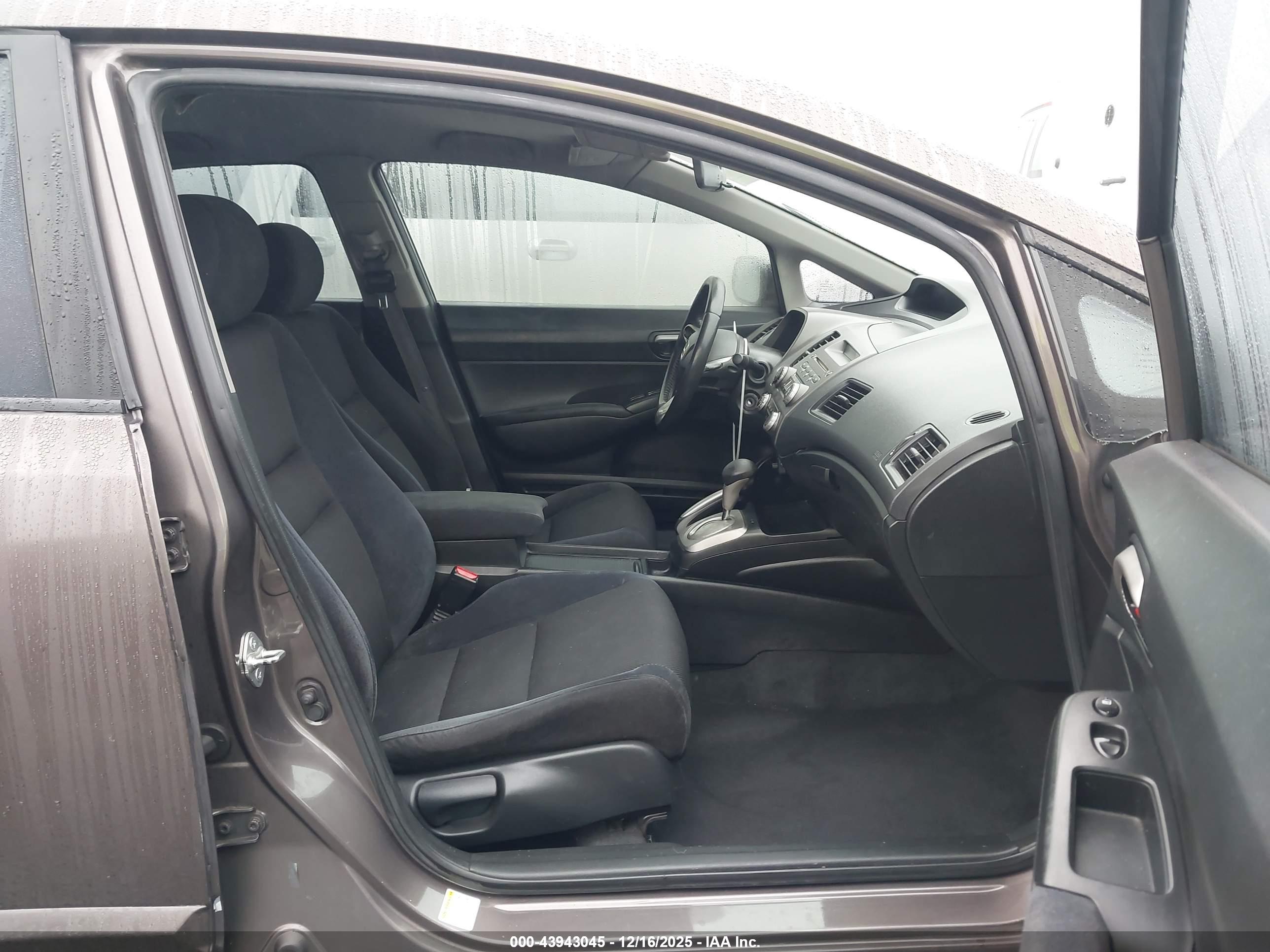 HONDA CIVIC image 5