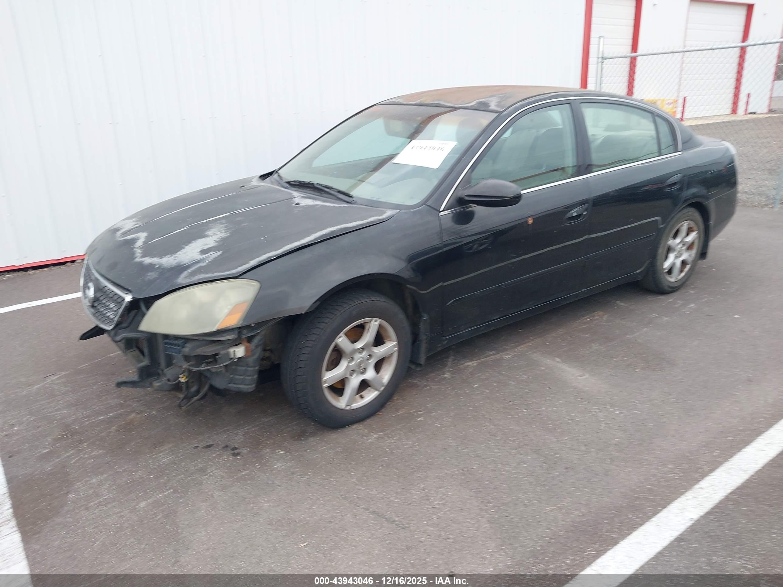NISSAN ALTIMA image 2