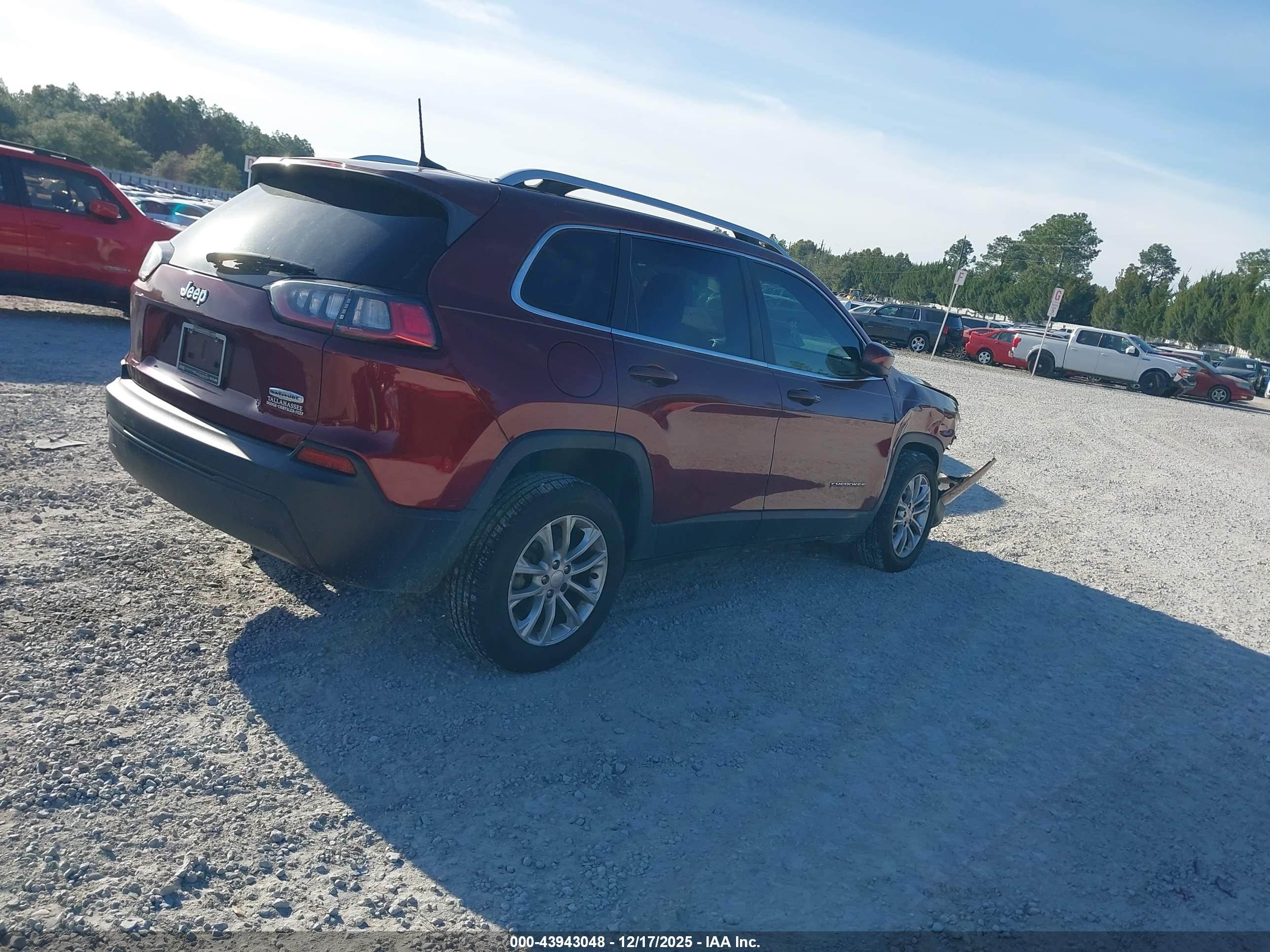 JEEP CHEROKEE image 4