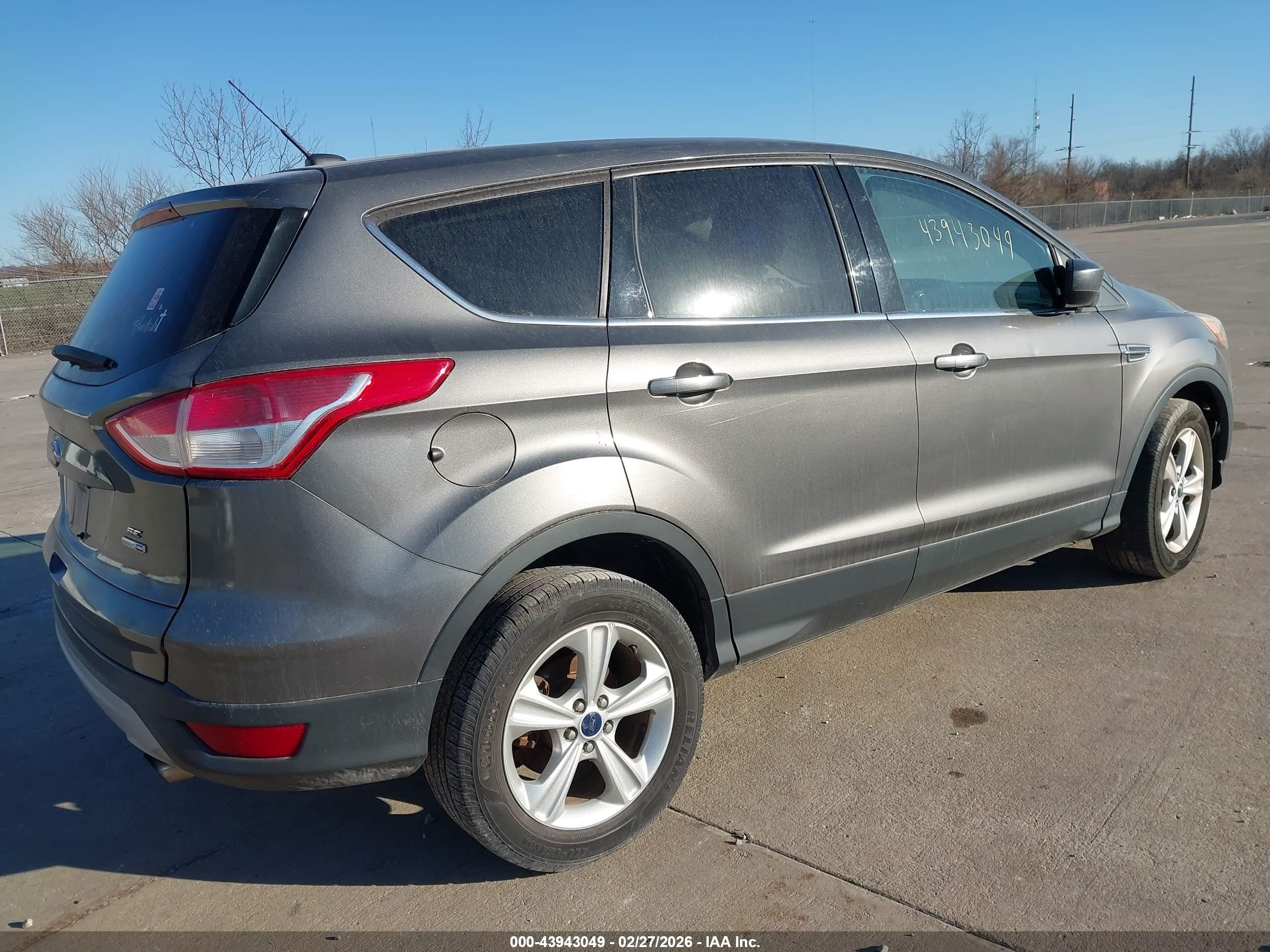 FORD ESCAPE image 4