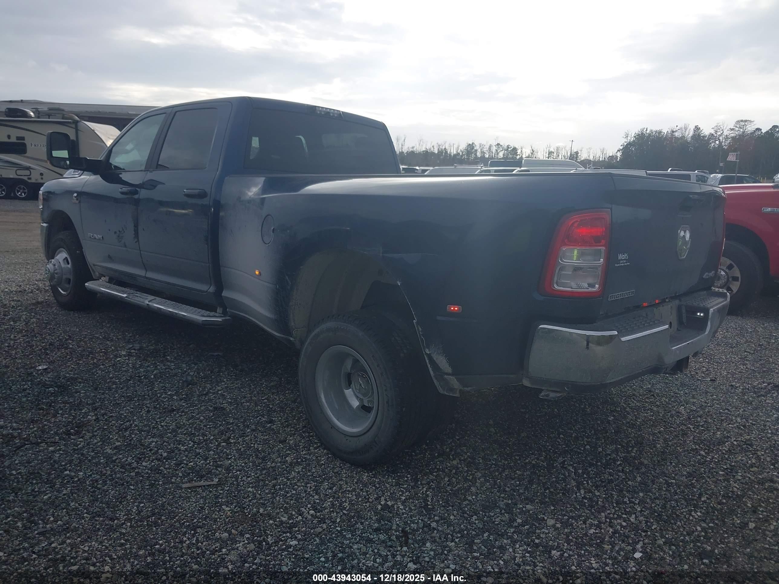 RAM 3500 image 3