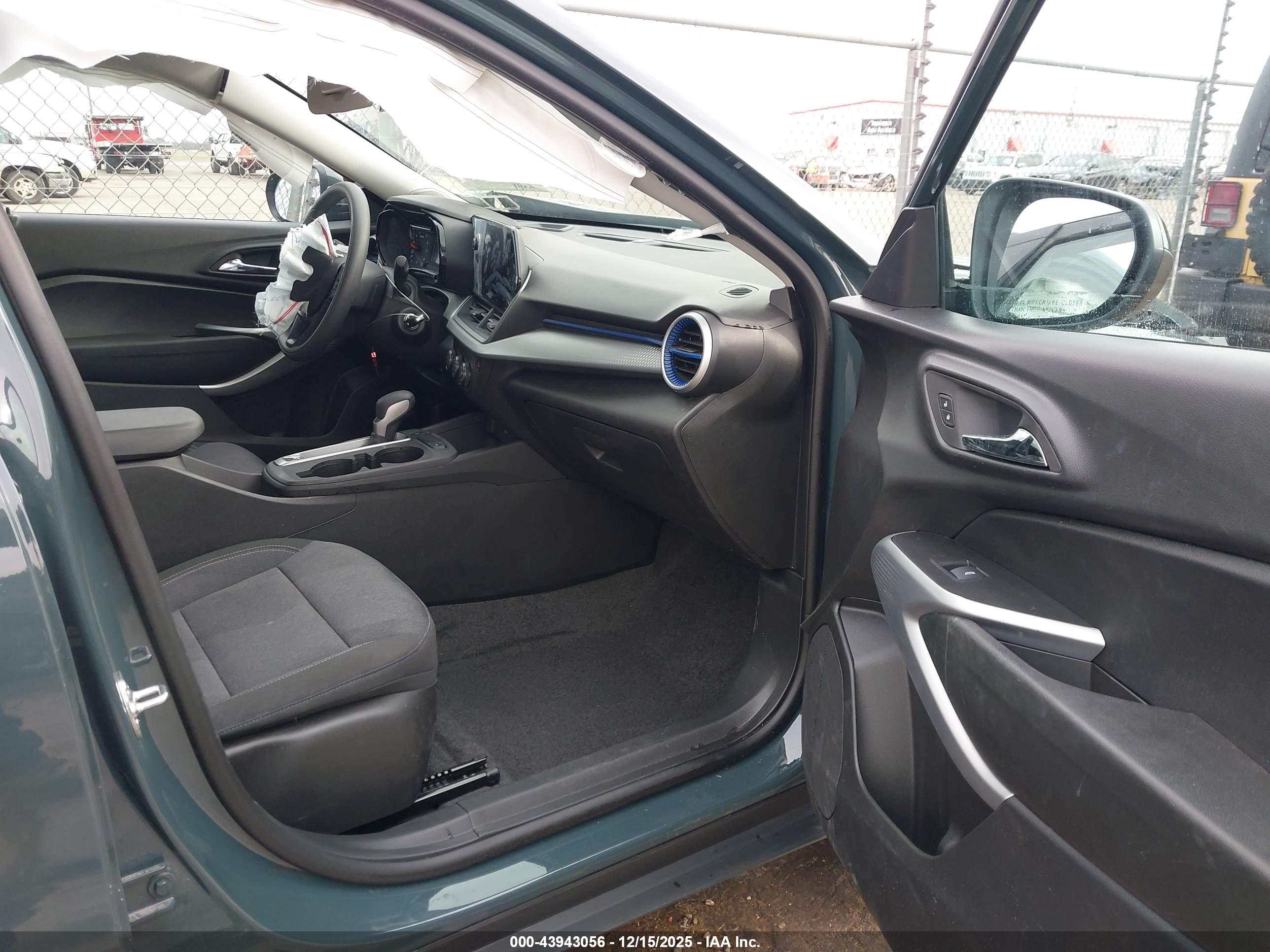 CHEVROLET TRAX image 5