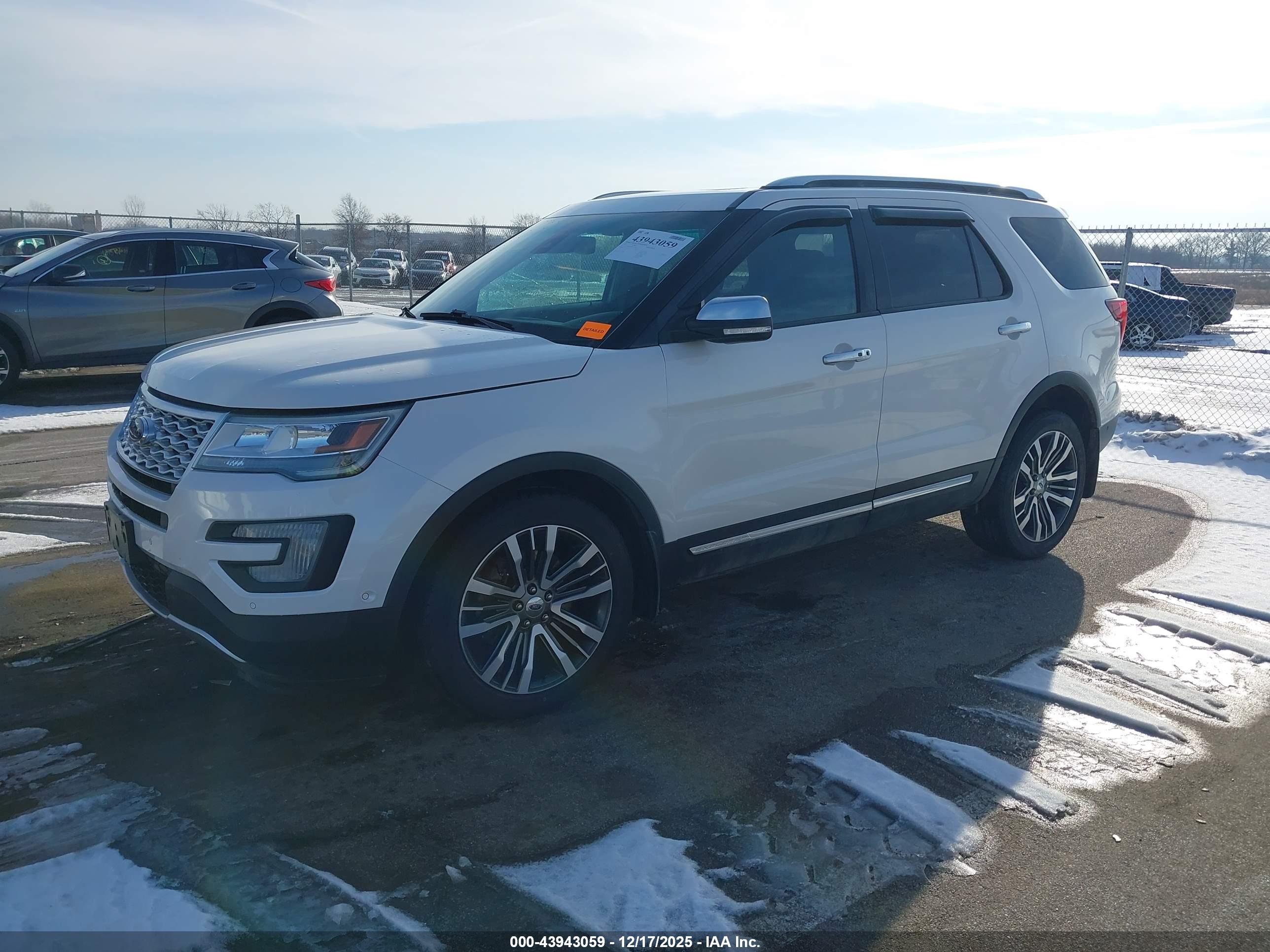 FORD EXPLORER image 2
