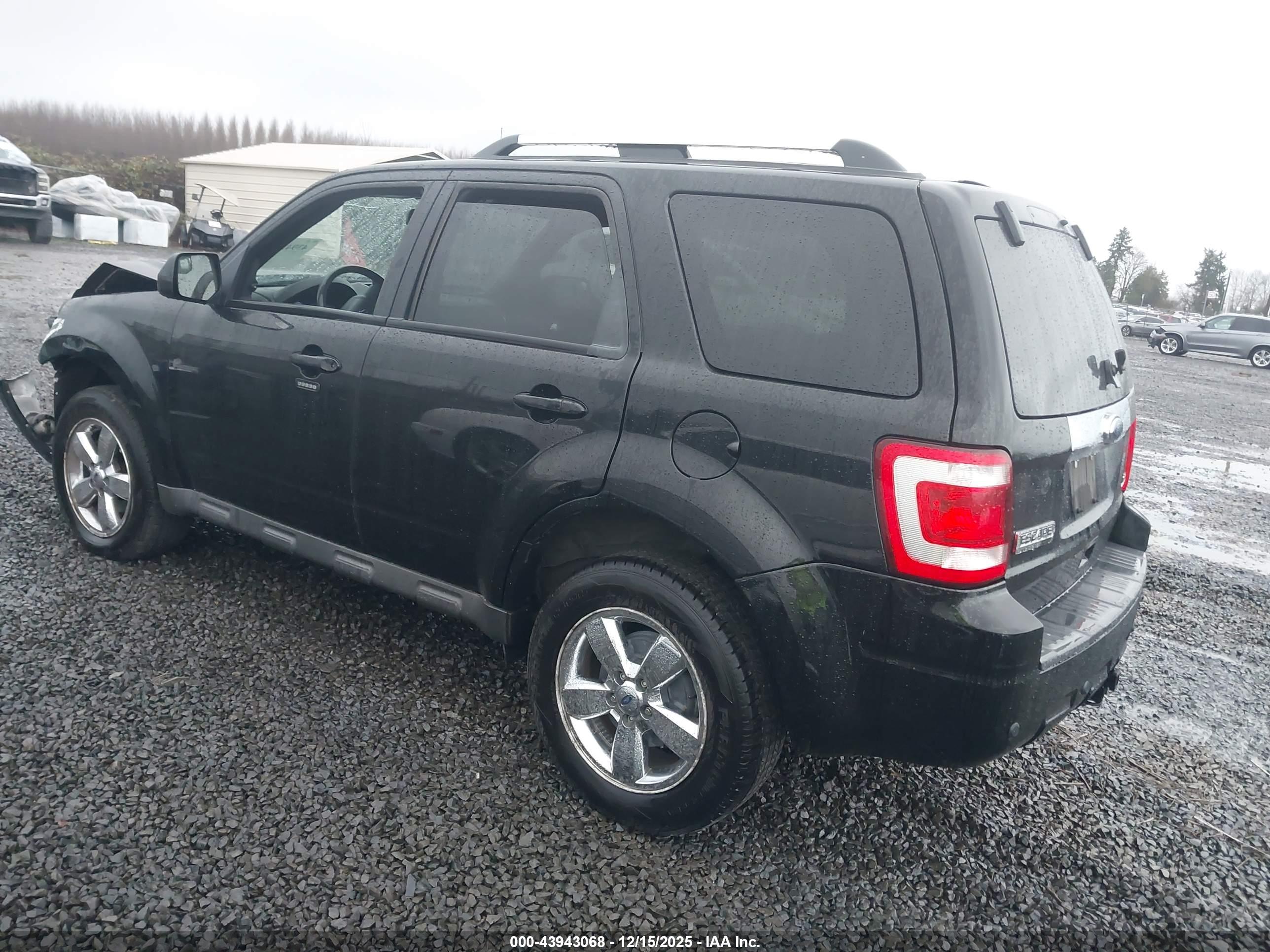 FORD ESCAPE image 3