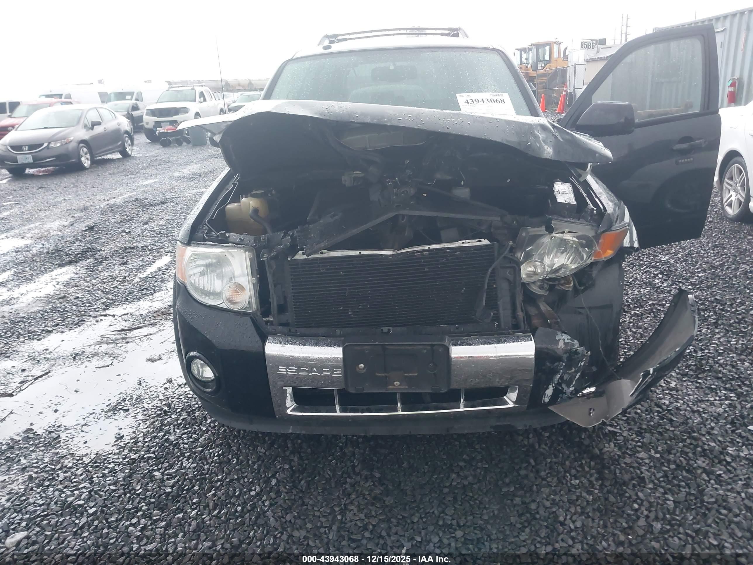 FORD ESCAPE image 6