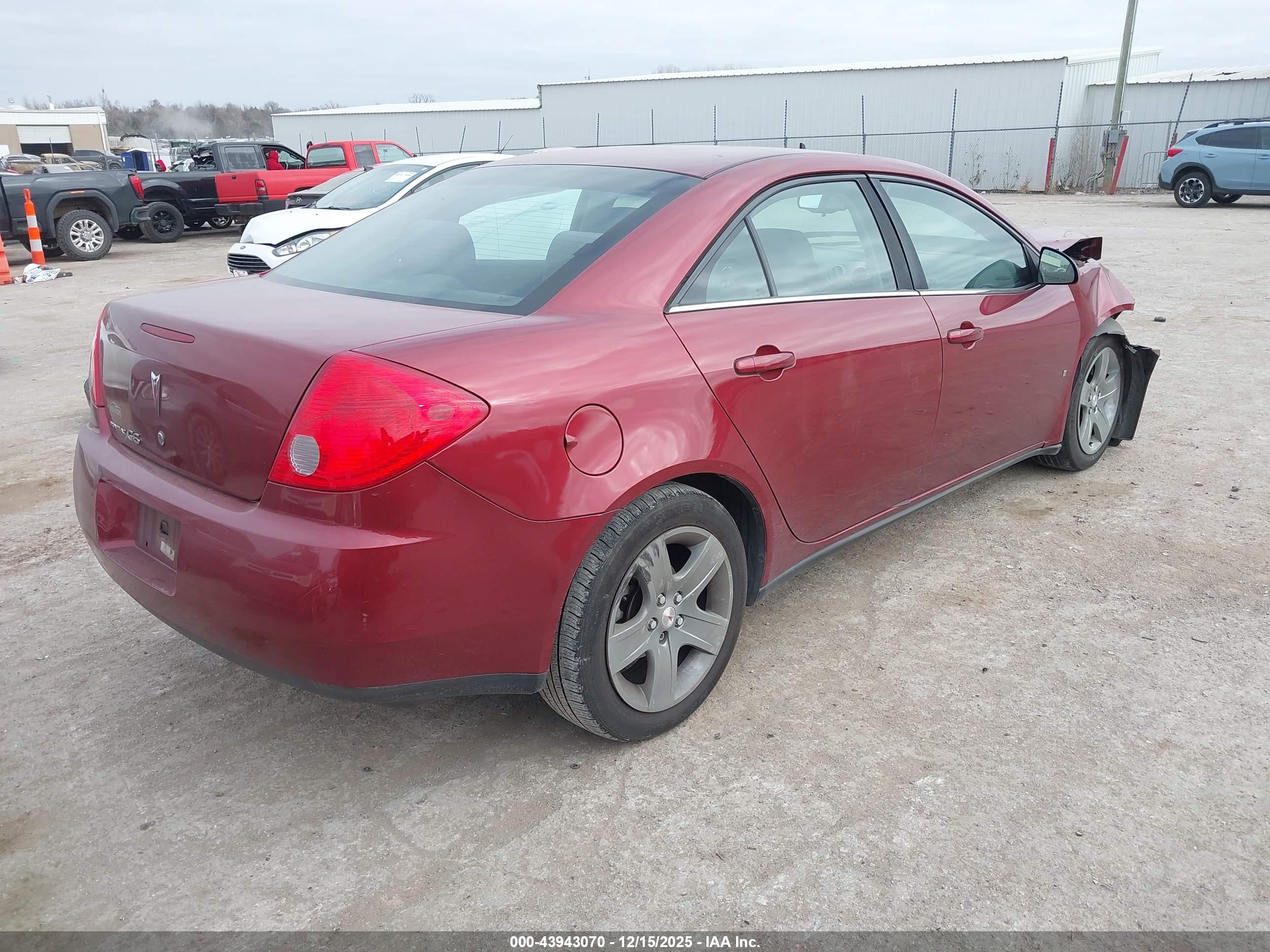 PONTIAC G6 image 4