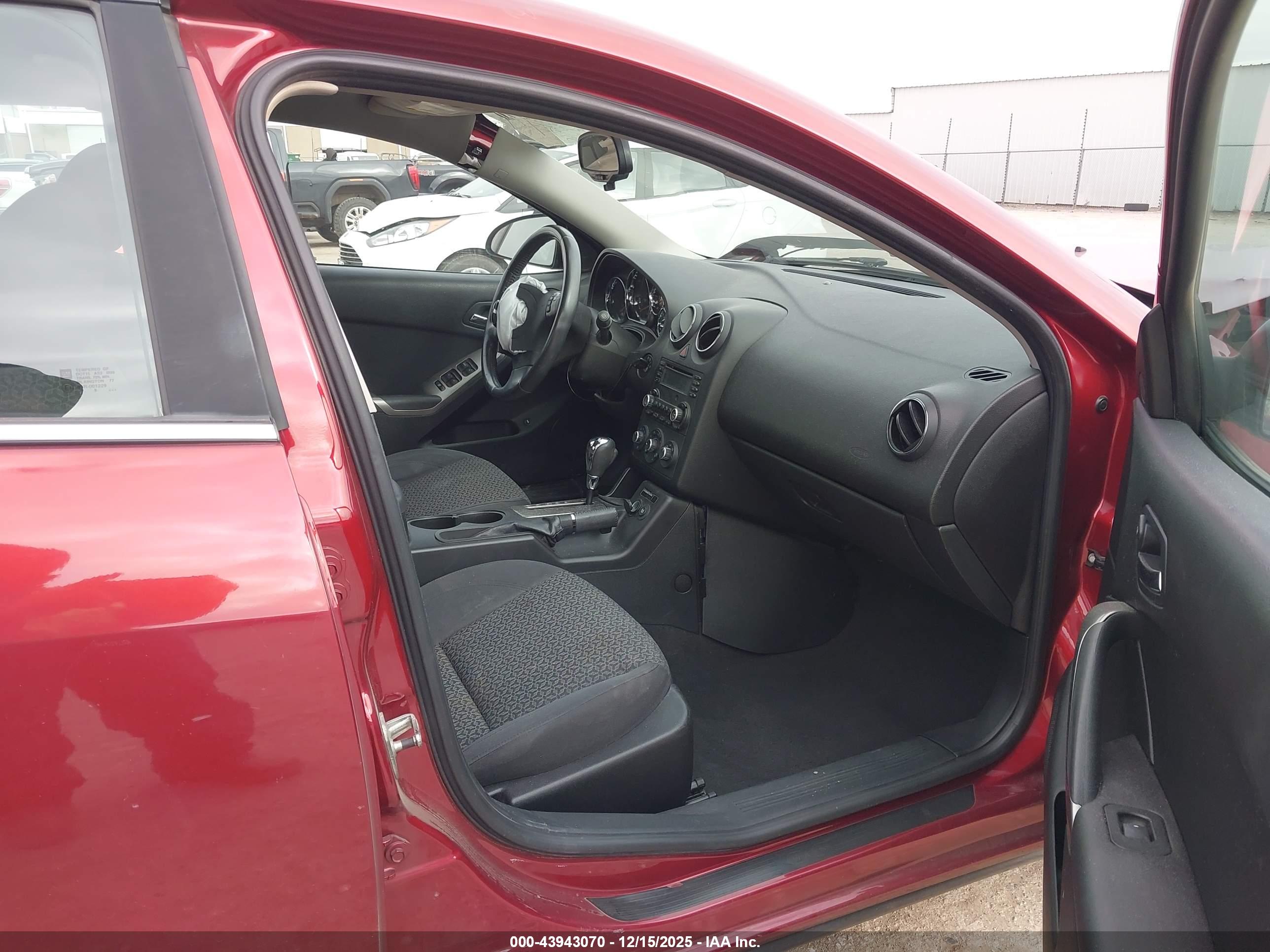 PONTIAC G6 image 5