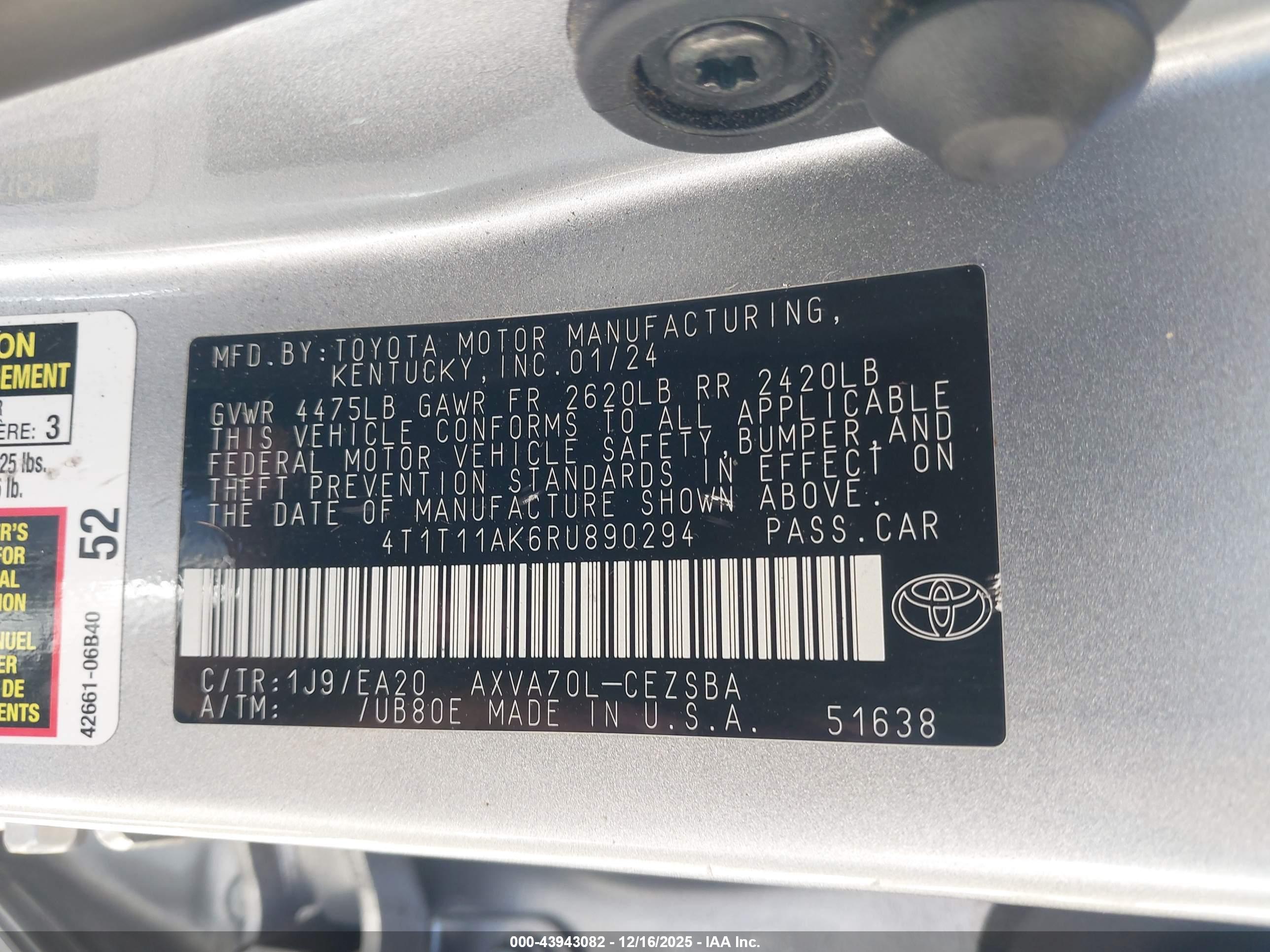 TOYOTA CAMRY image 9