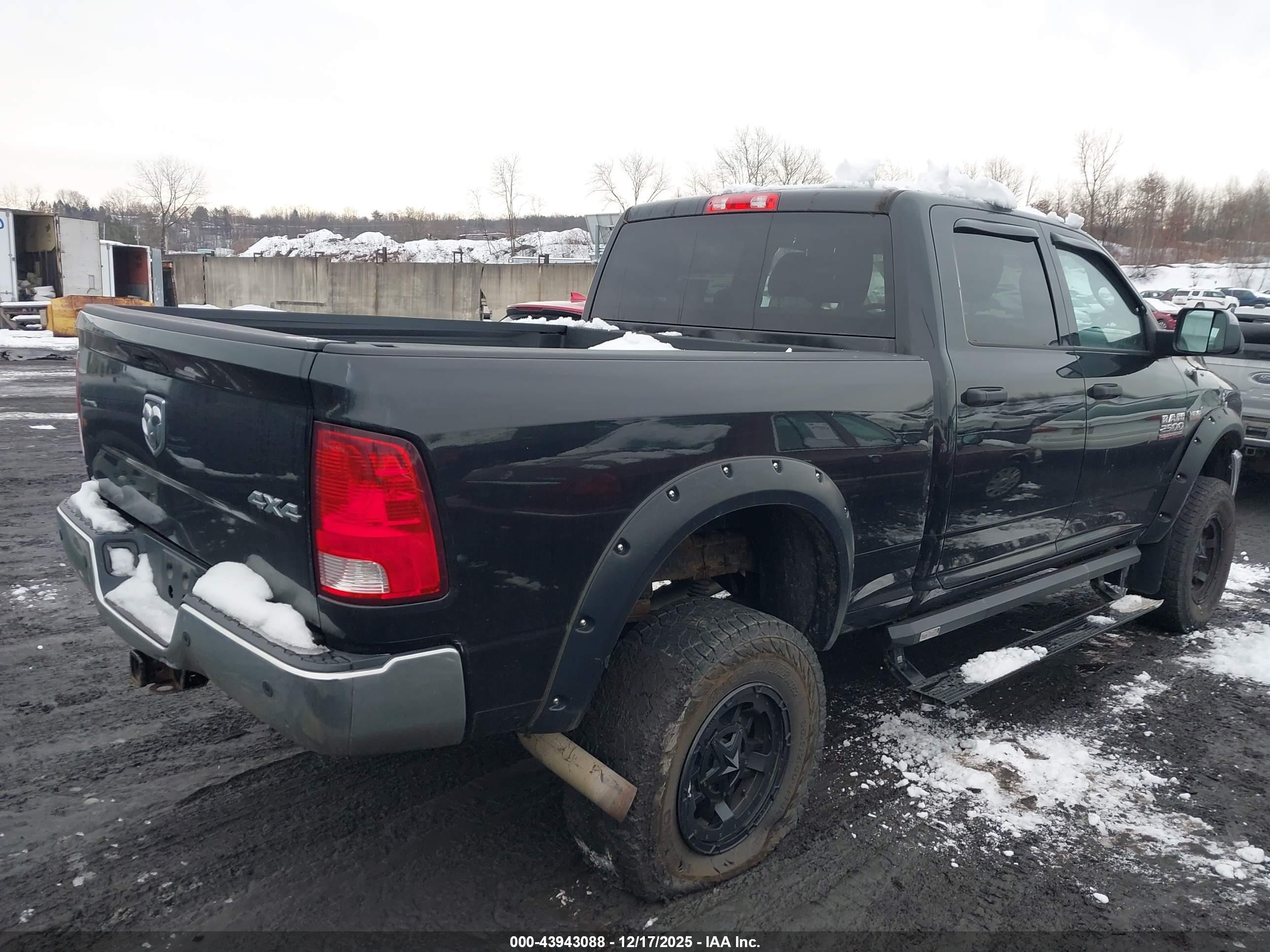 RAM 2500 image 4