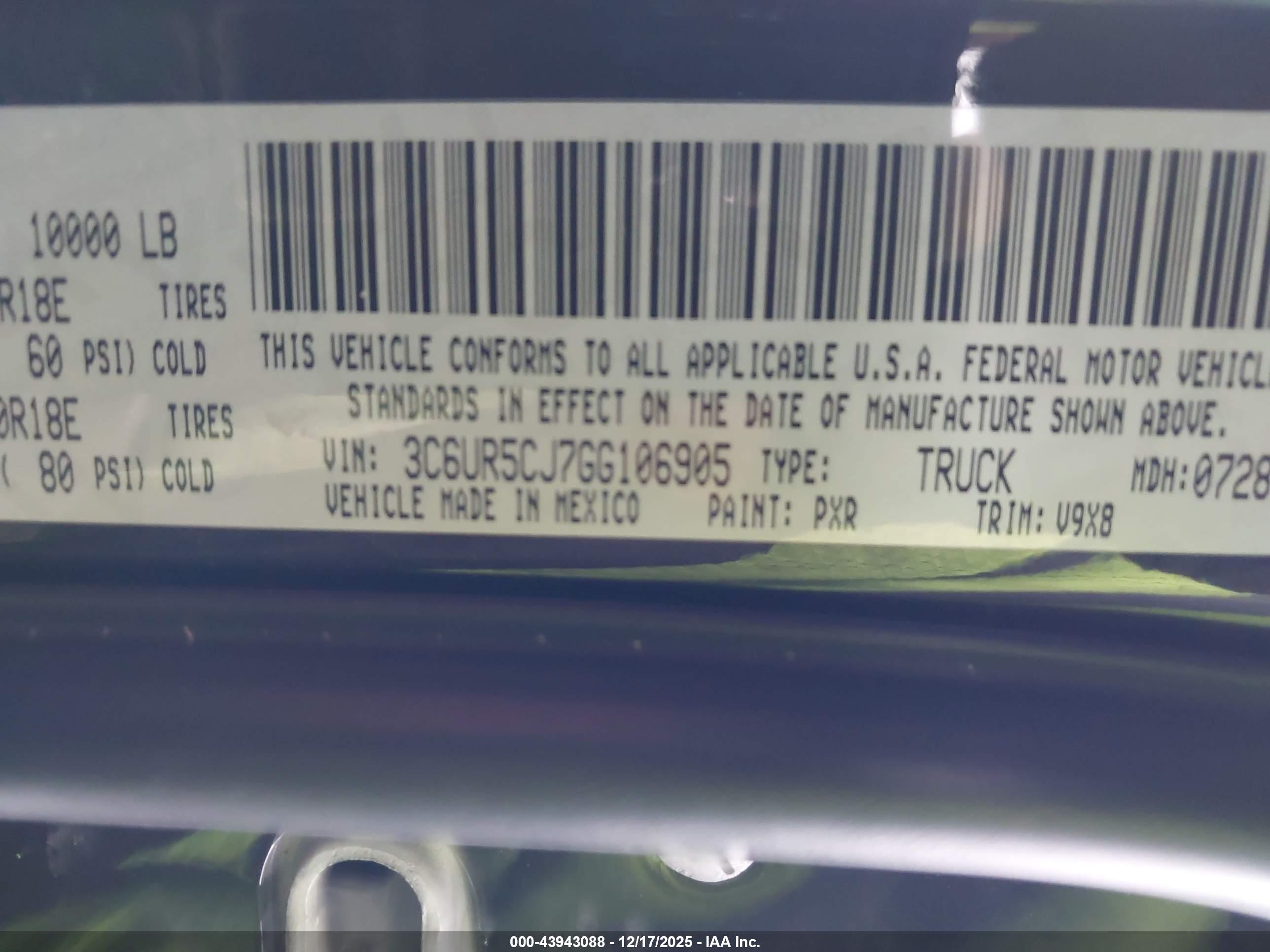 RAM 2500 image 9