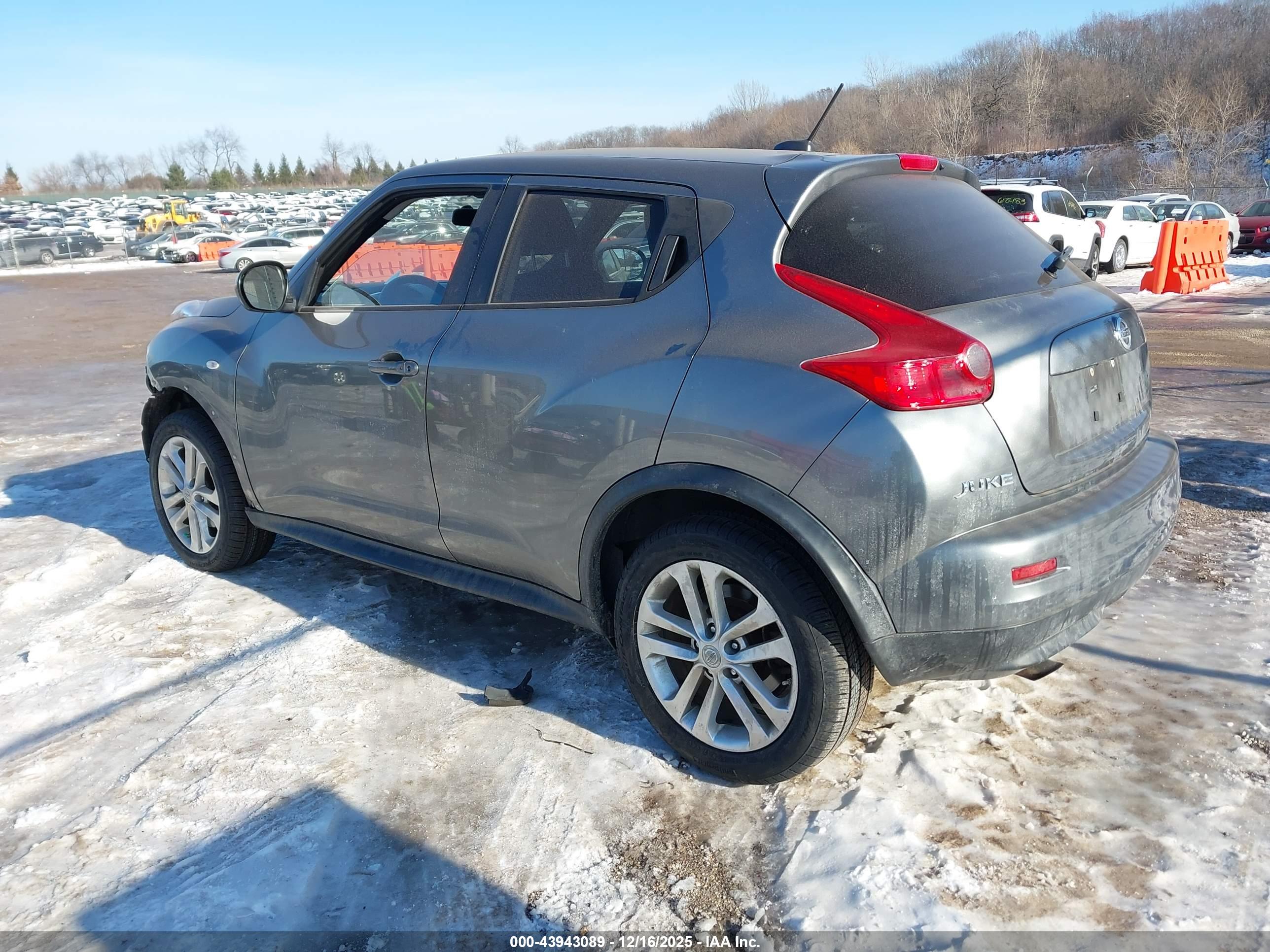 NISSAN JUKE image 3