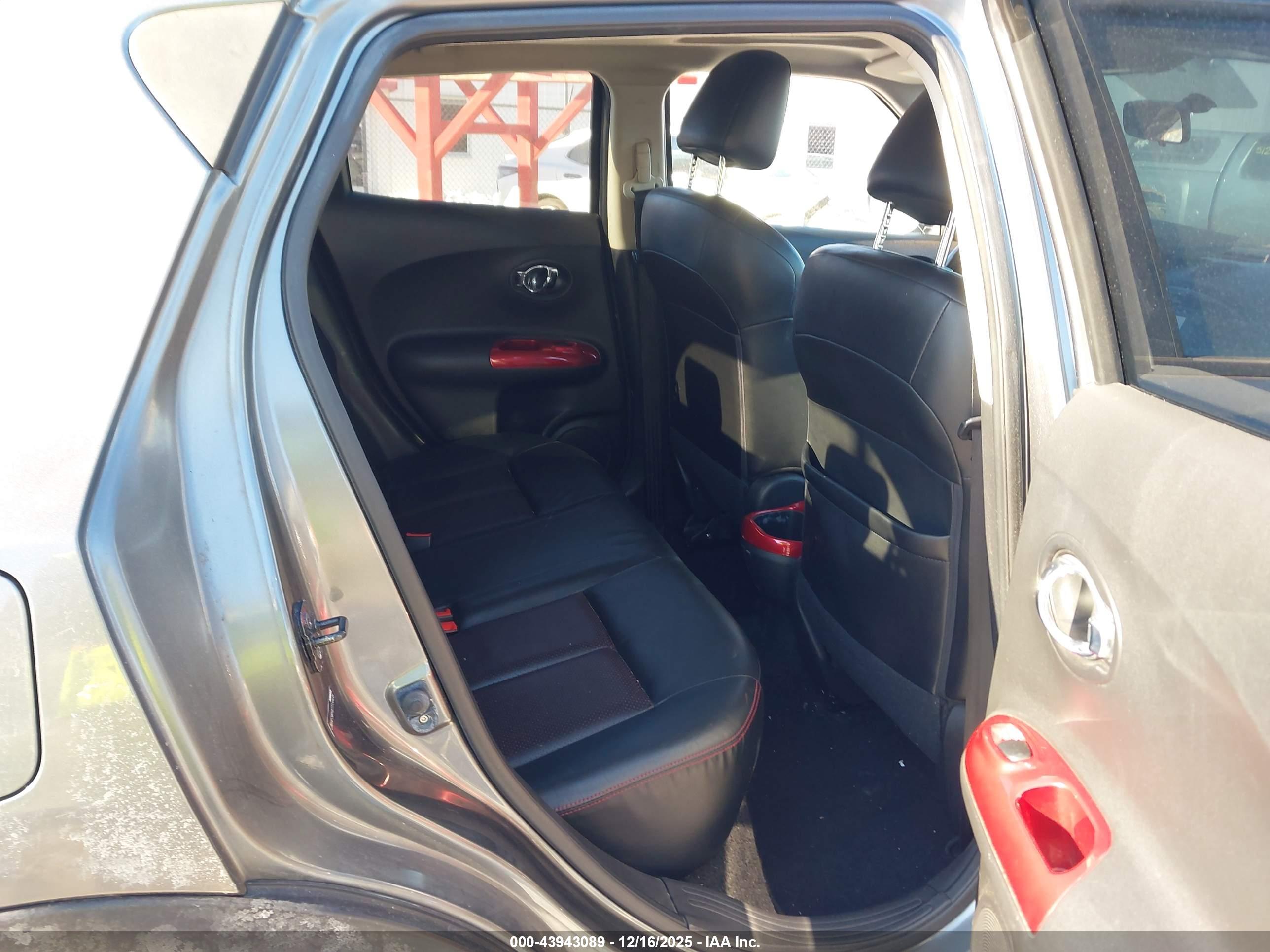 NISSAN JUKE image 8