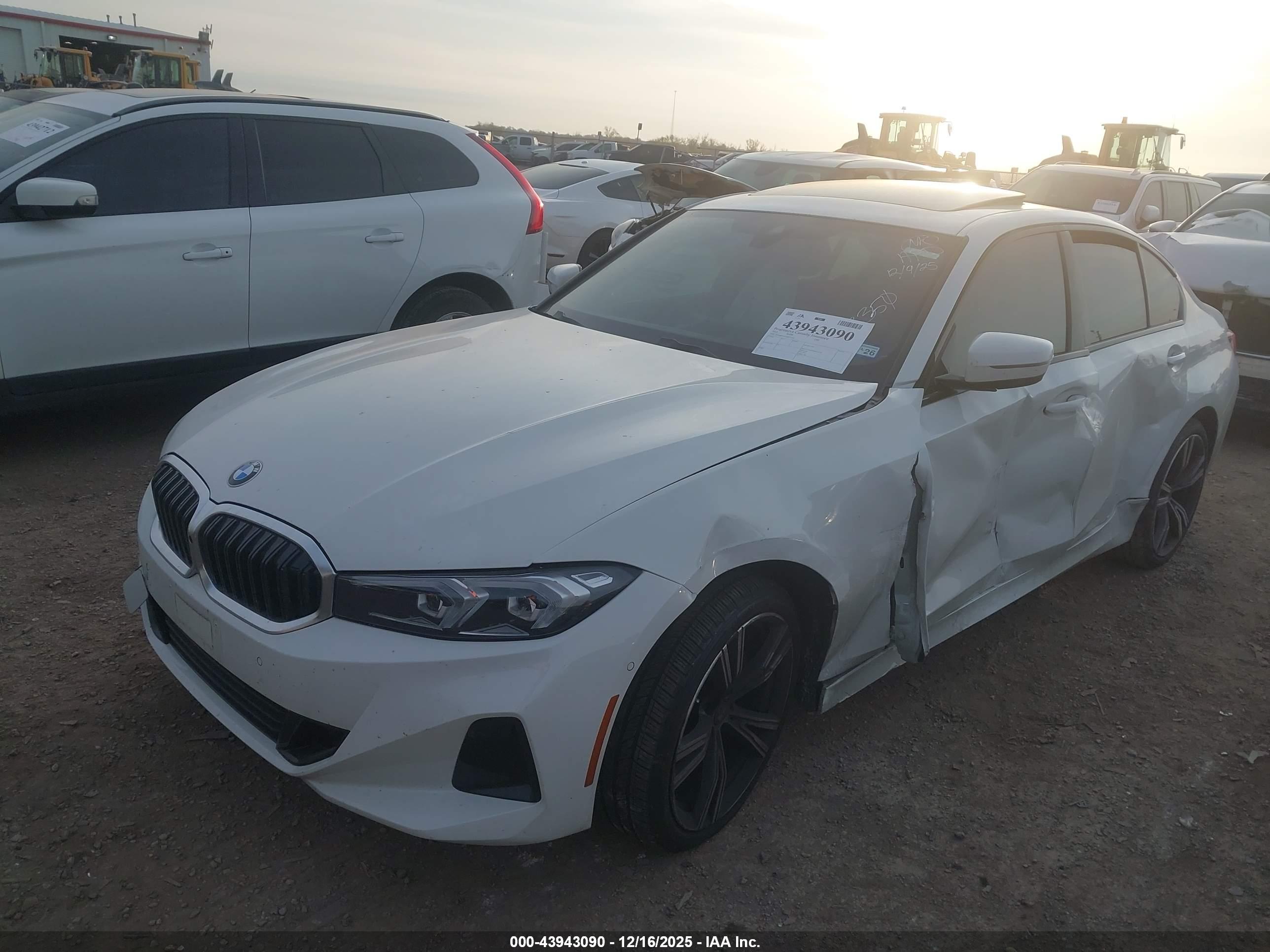 BMW 330I image 2