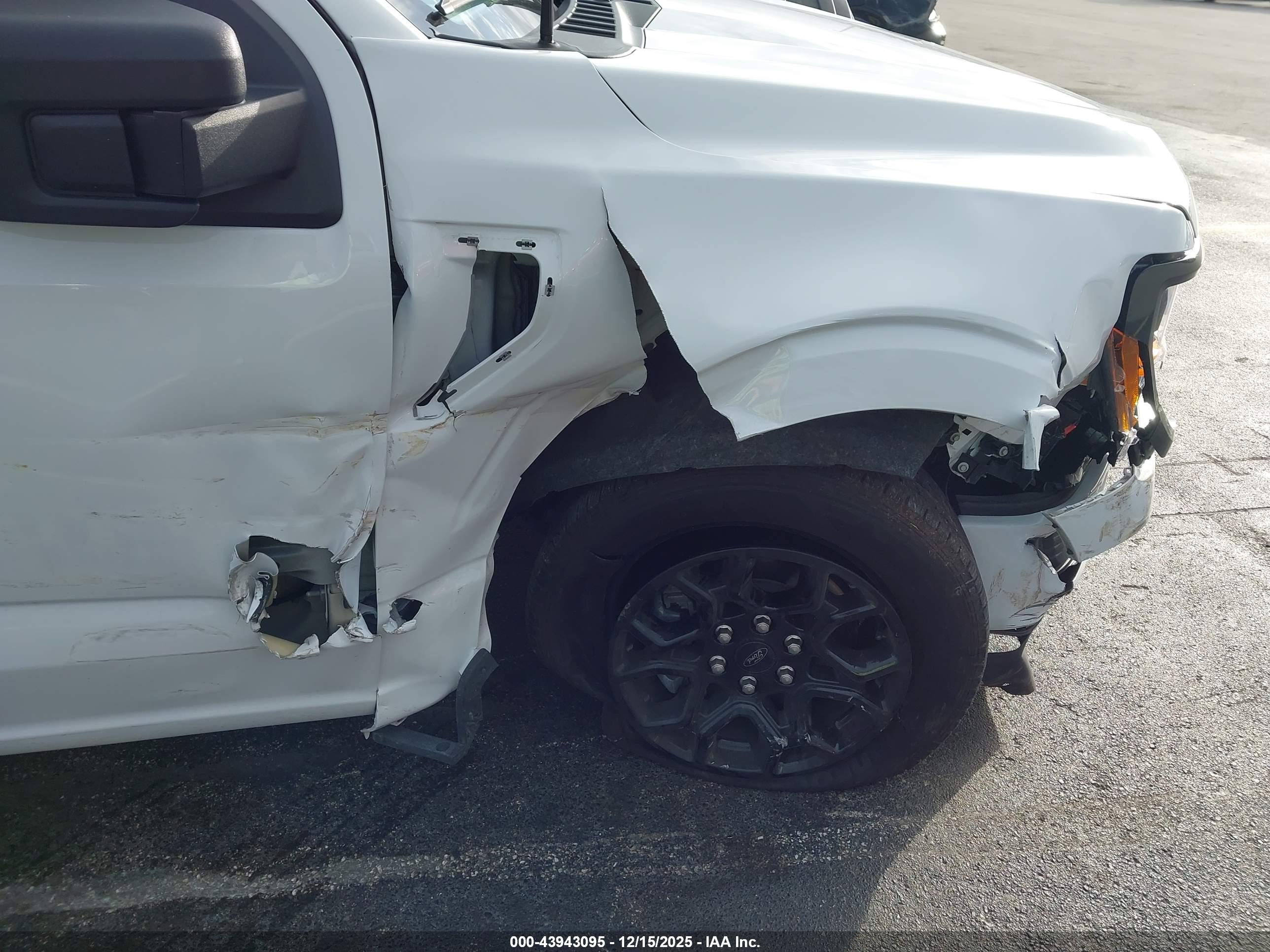 FORD F-150 image 6