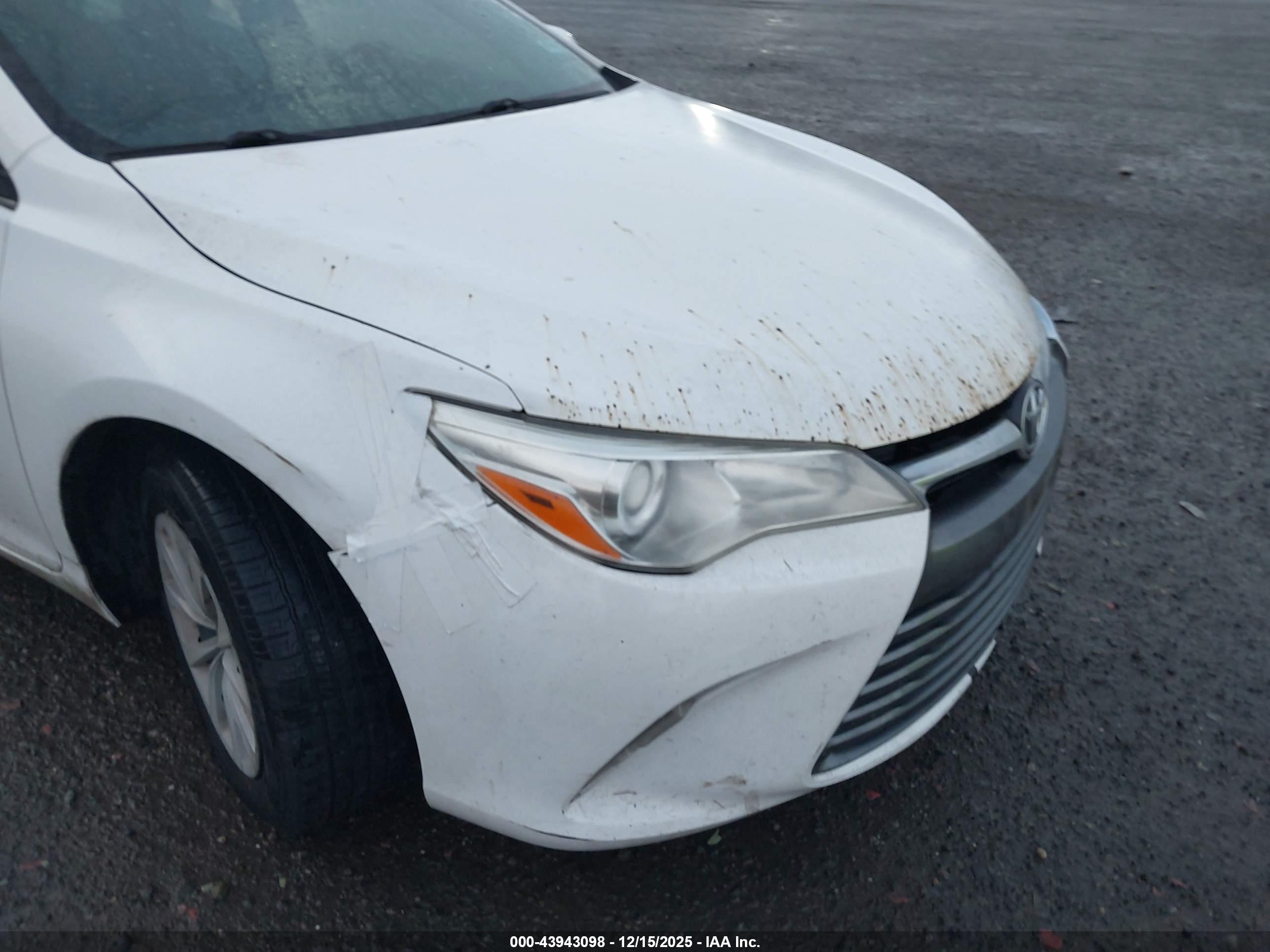 TOYOTA CAMRY image 6