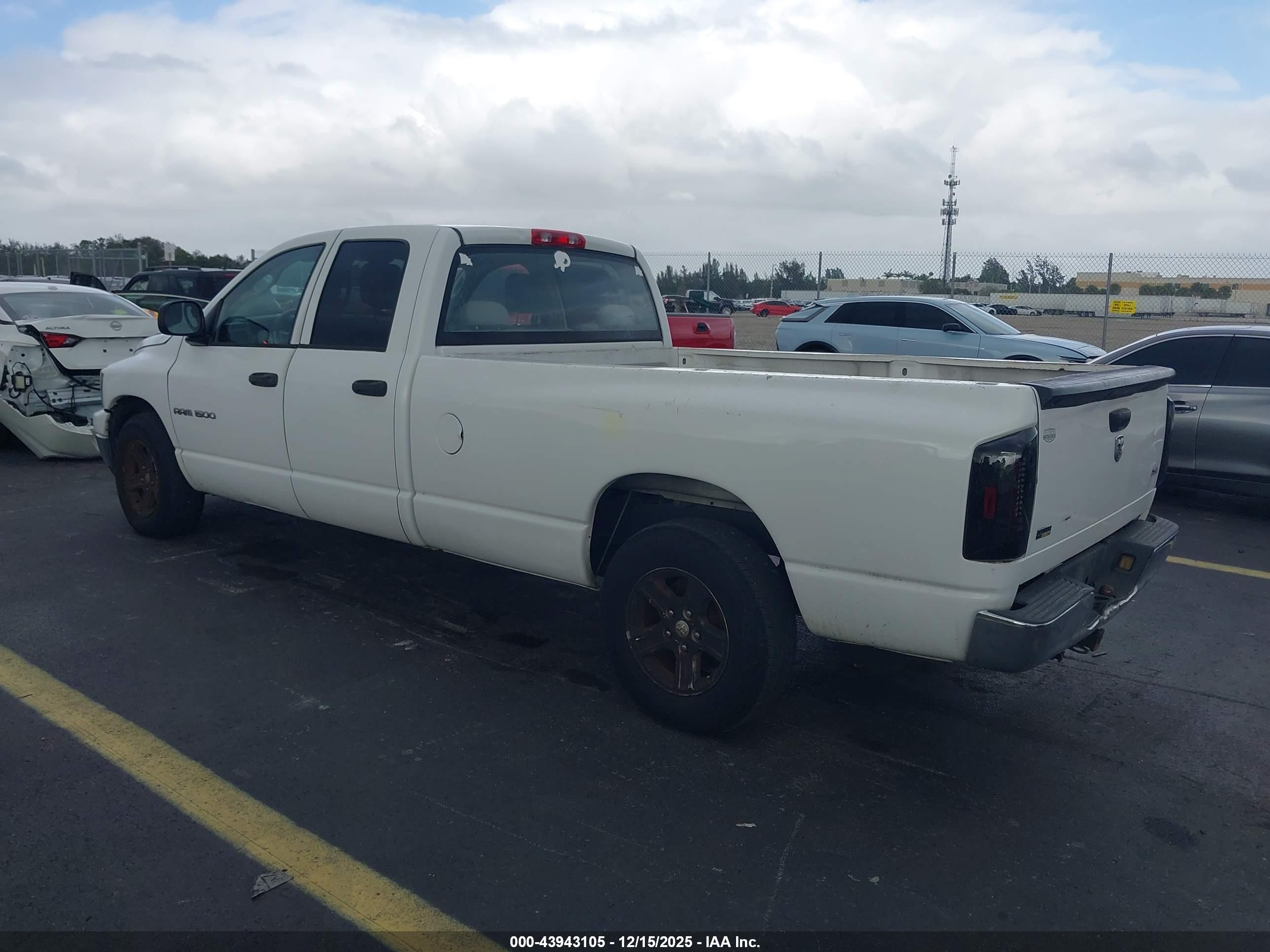 DODGE RAM image 3