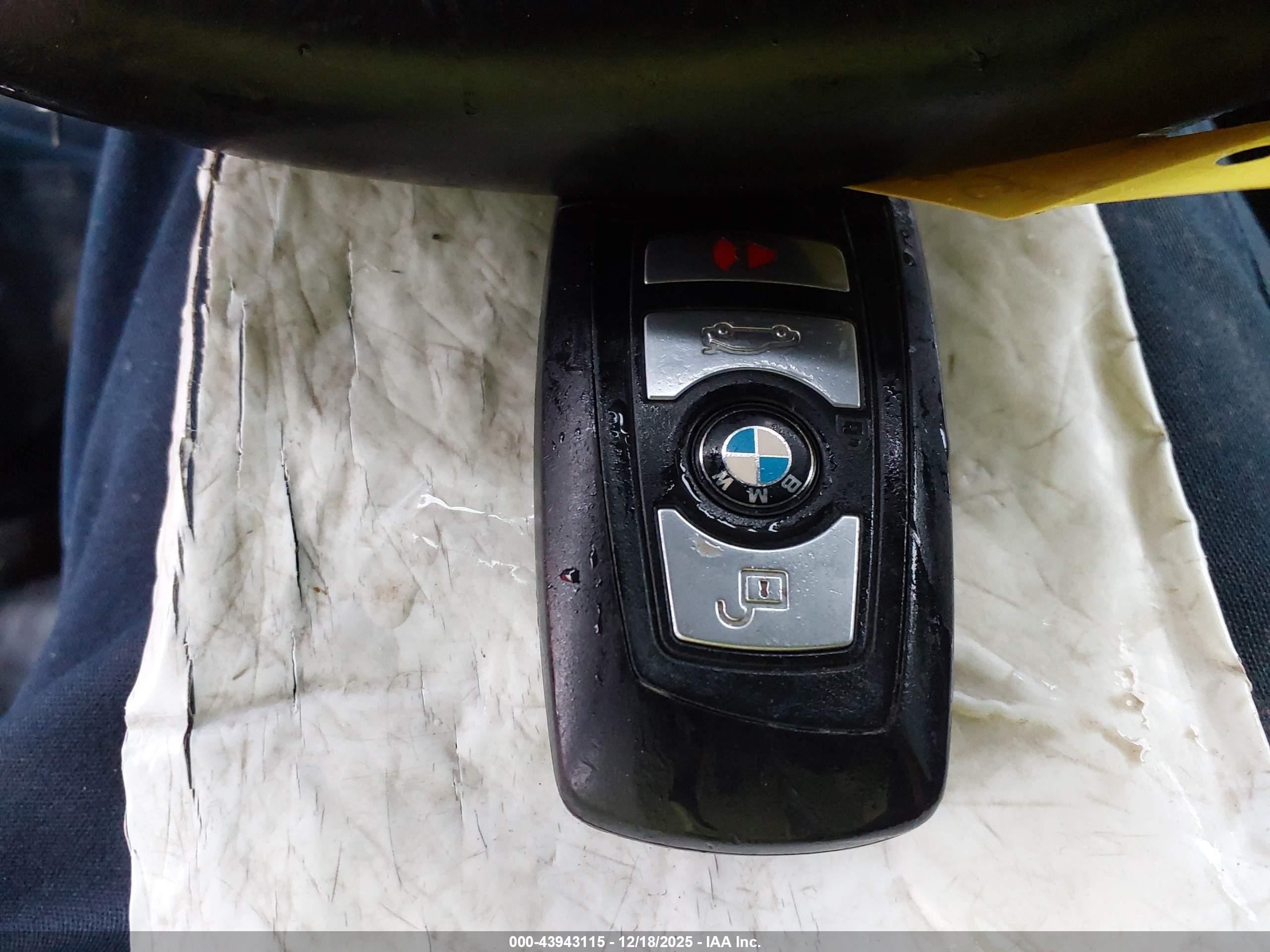 BMW 550I image 11