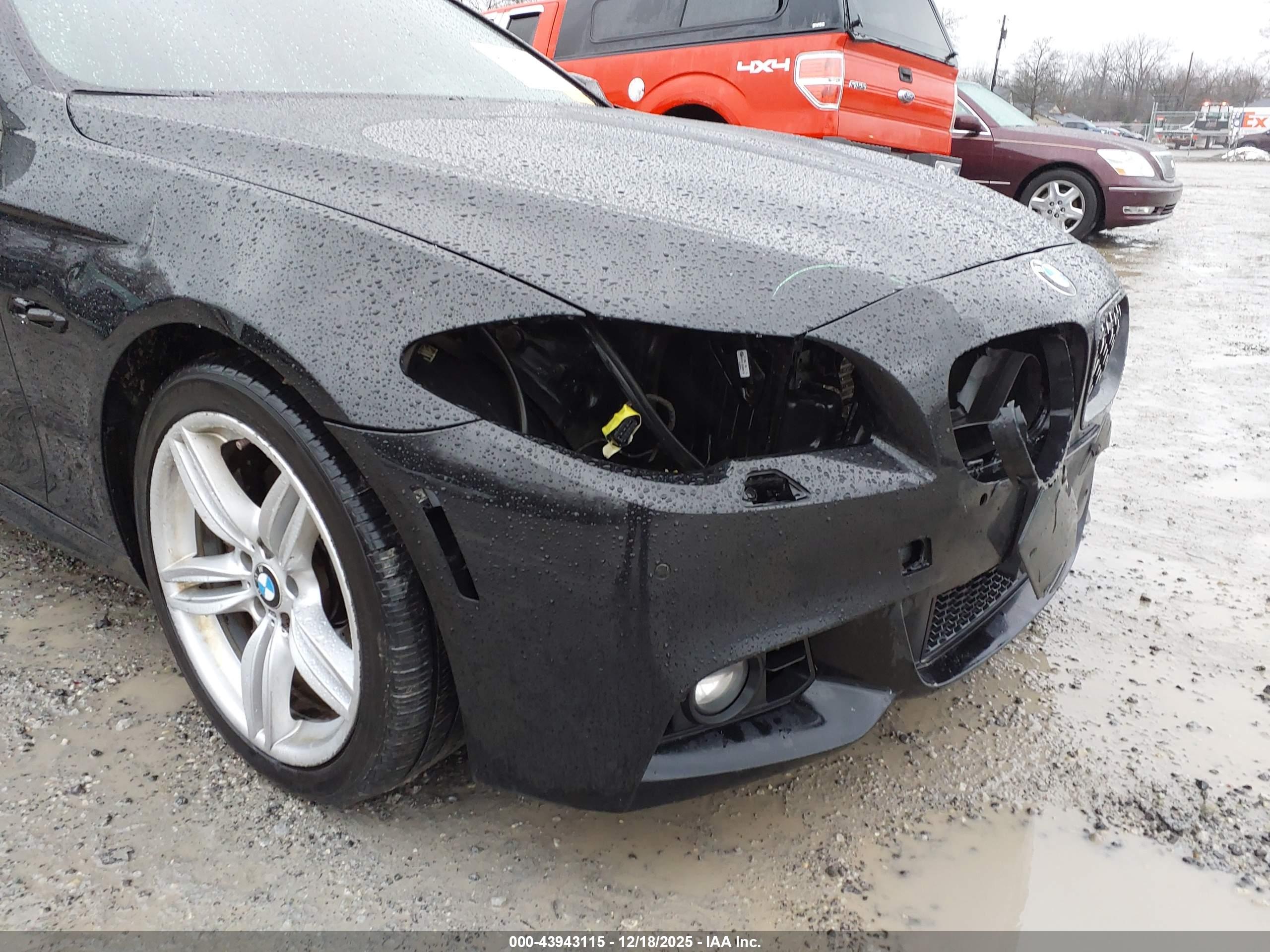 BMW 550I image 6
