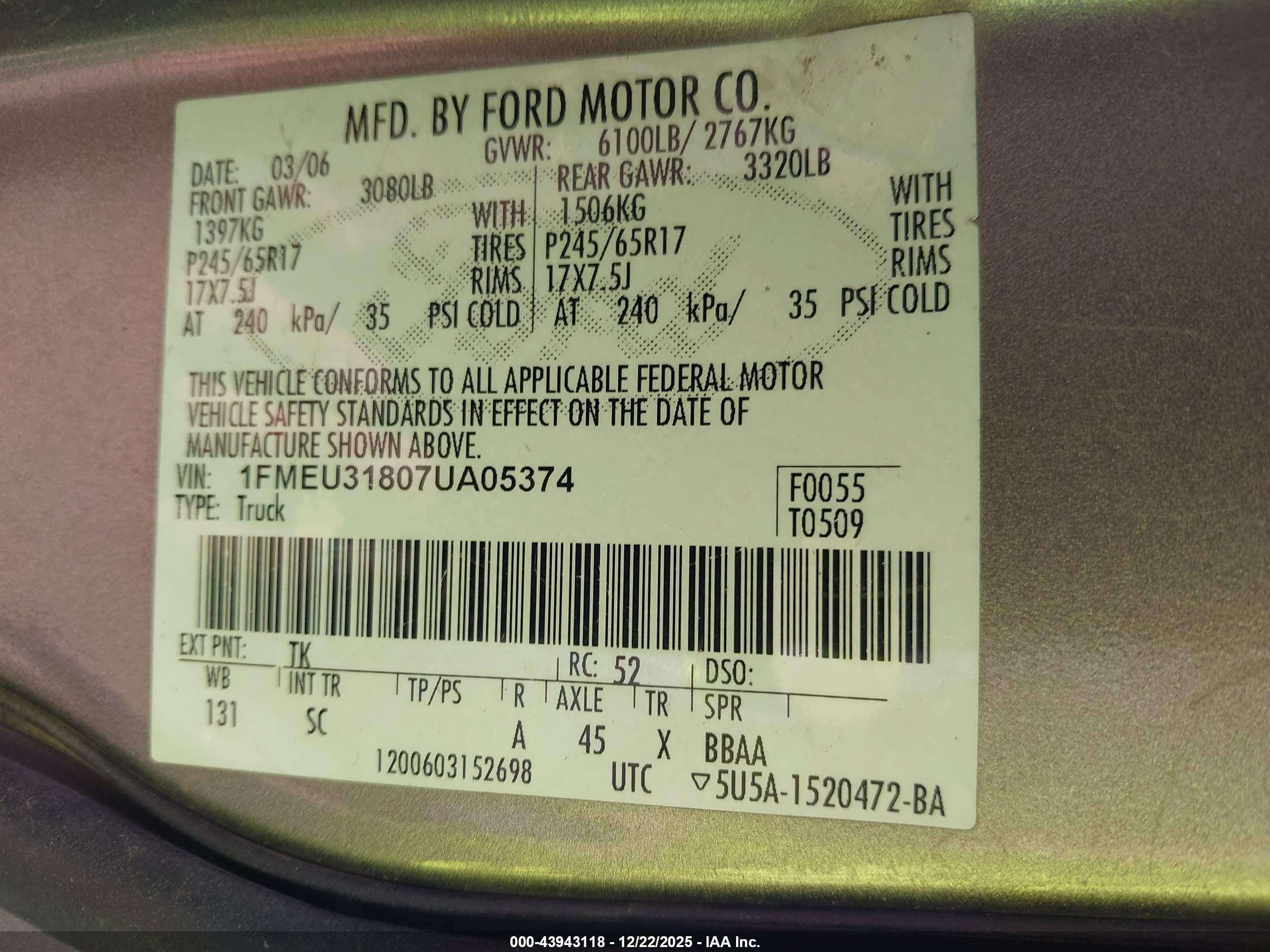 FORD EXPLORER image 9