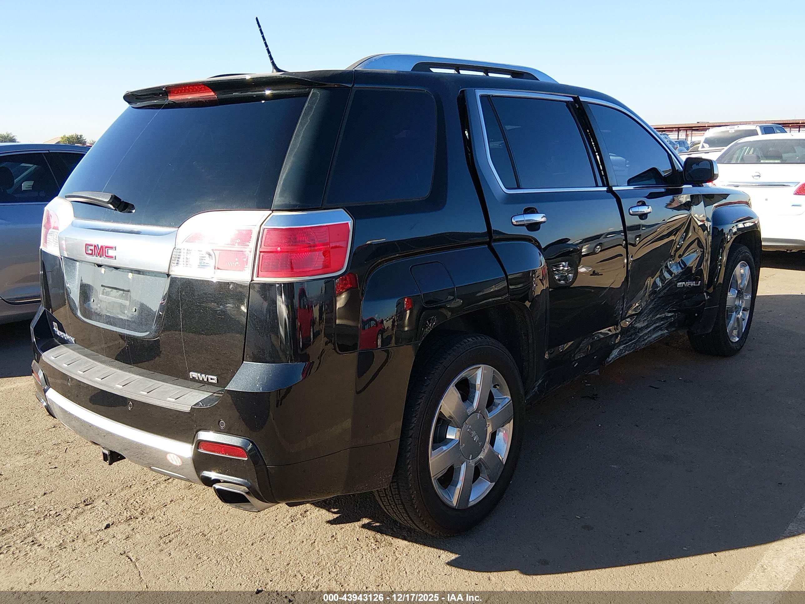 GMC TERRAIN image 4