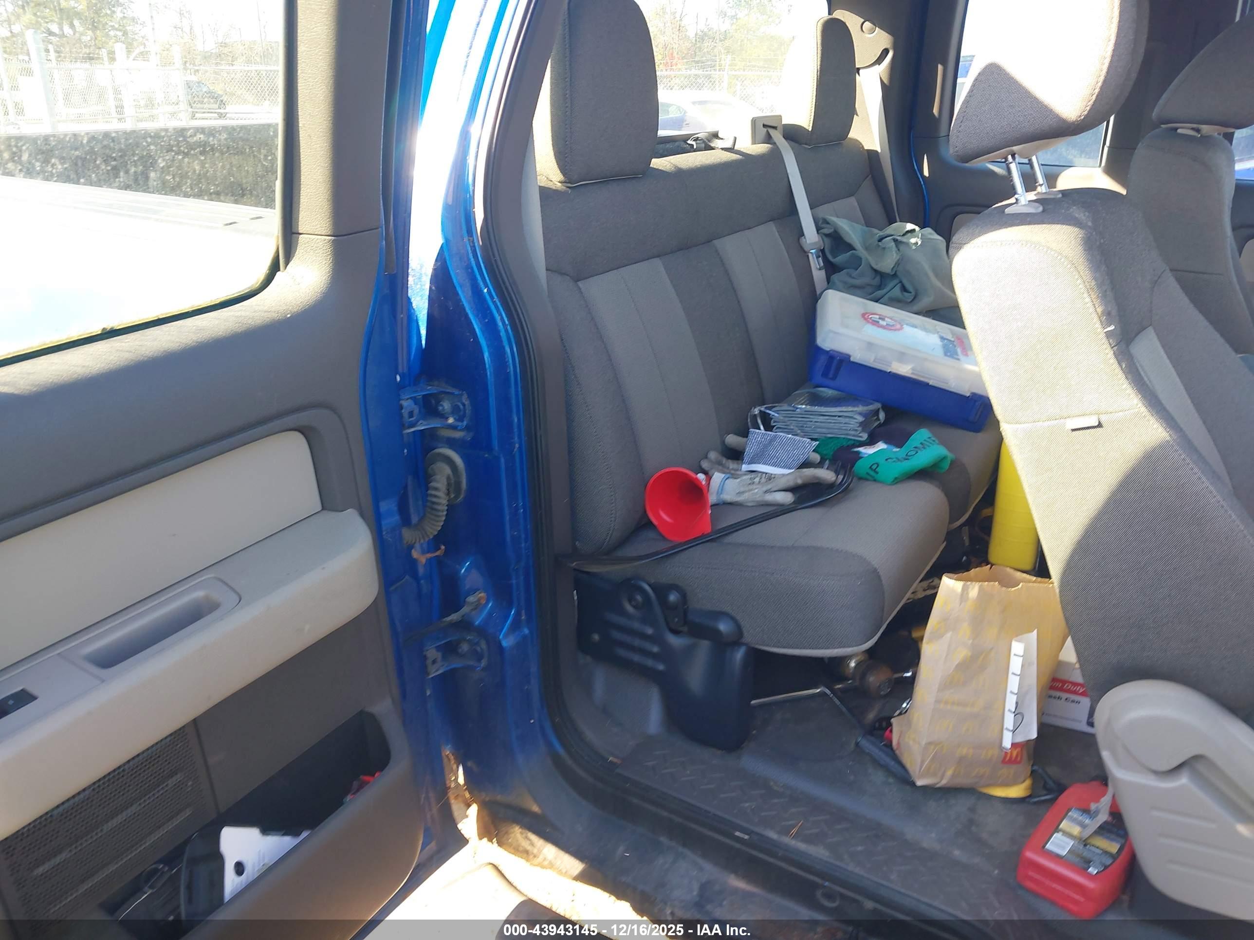 FORD F-150 image 8