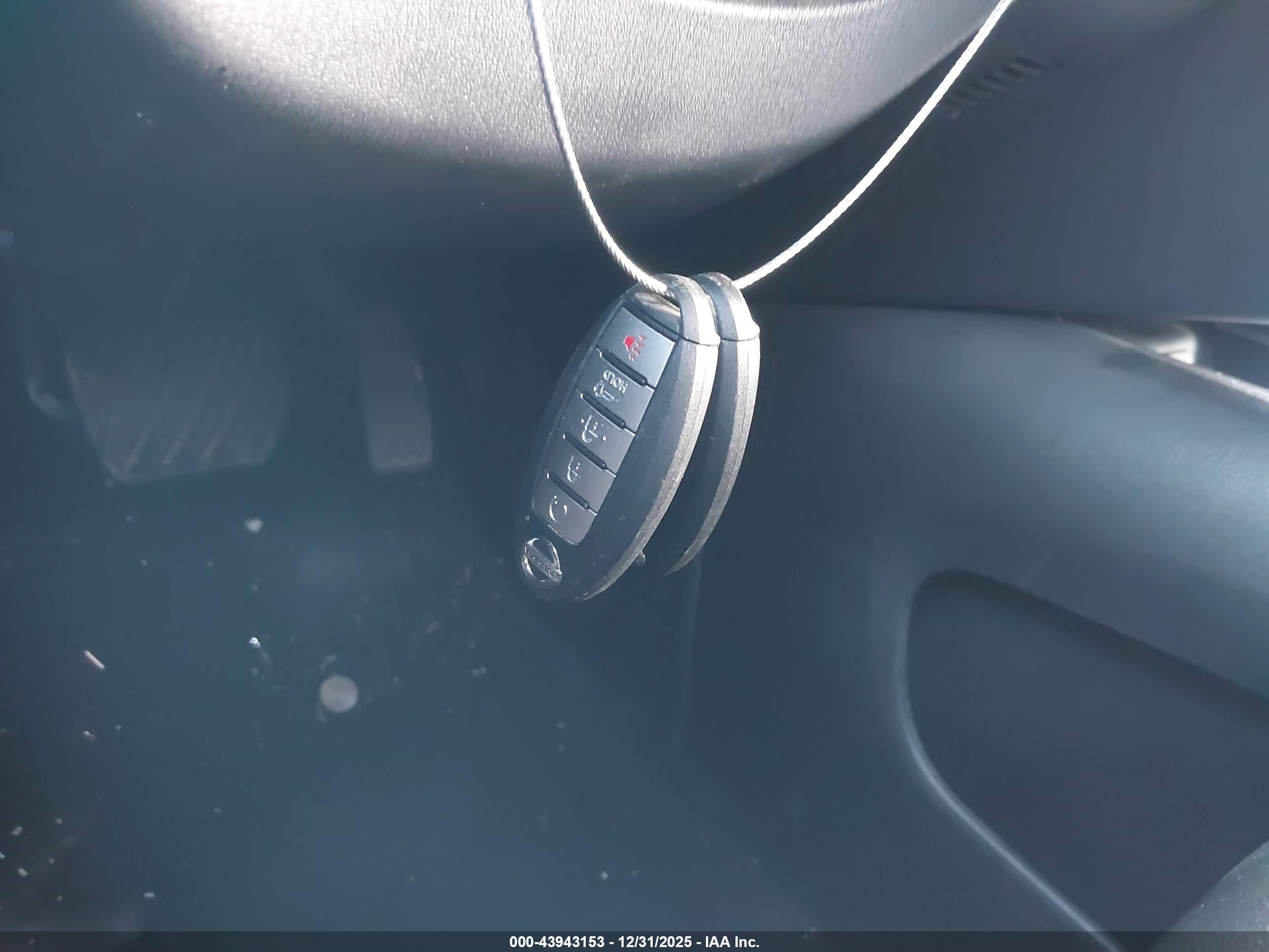 NISSAN PATHFINDER image 11