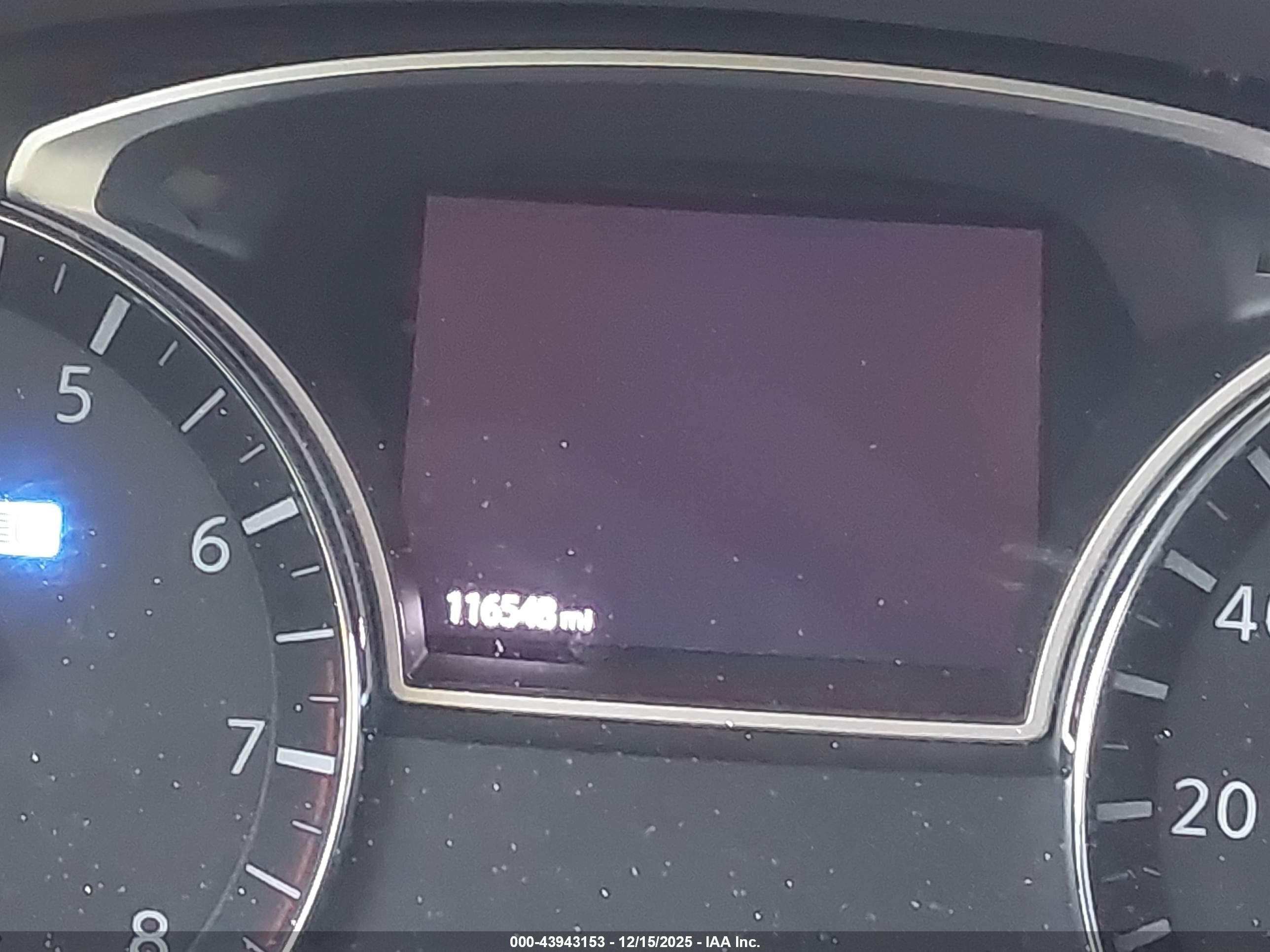 NISSAN PATHFINDER image 7