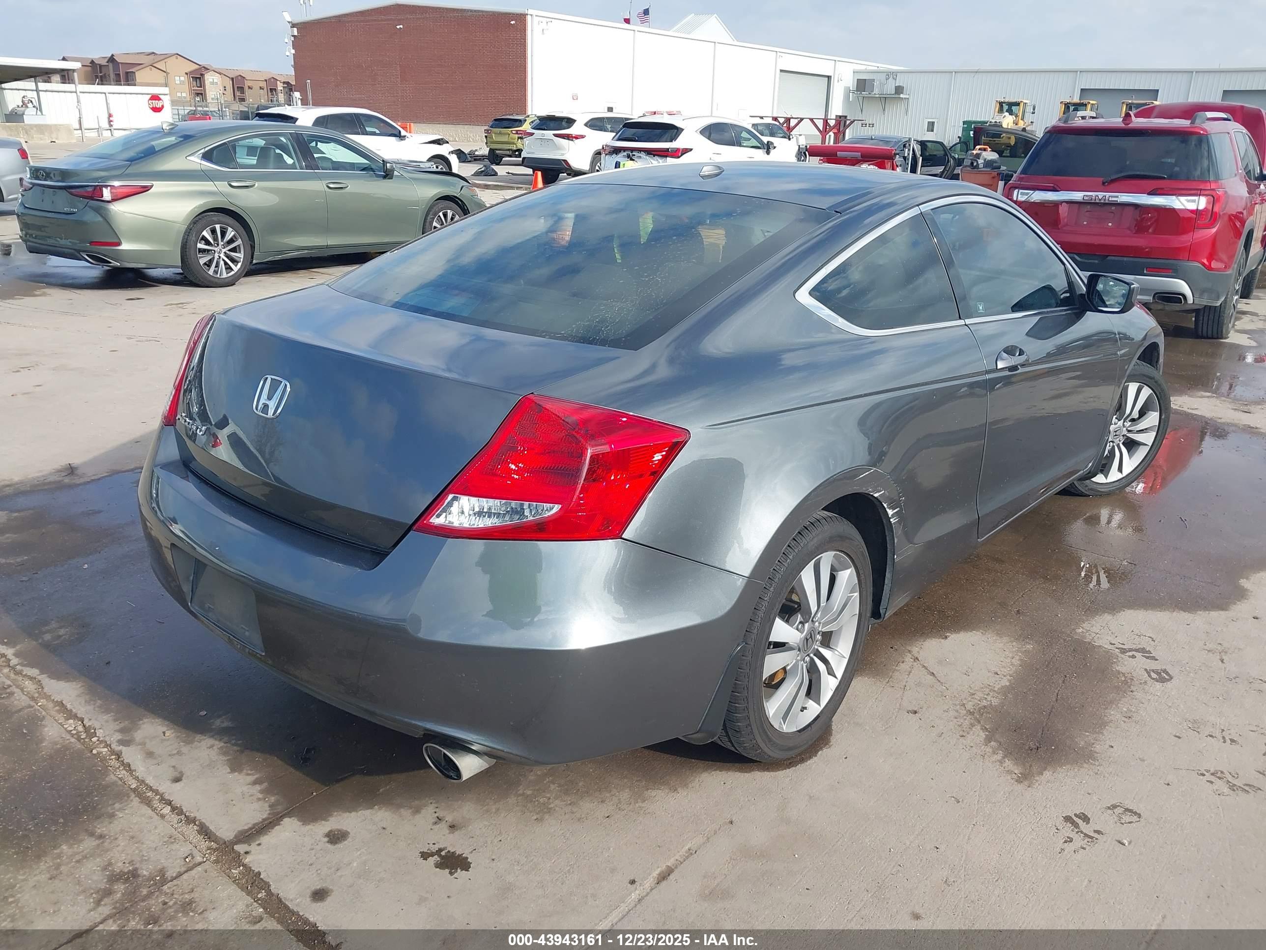 HONDA ACCORD image 4