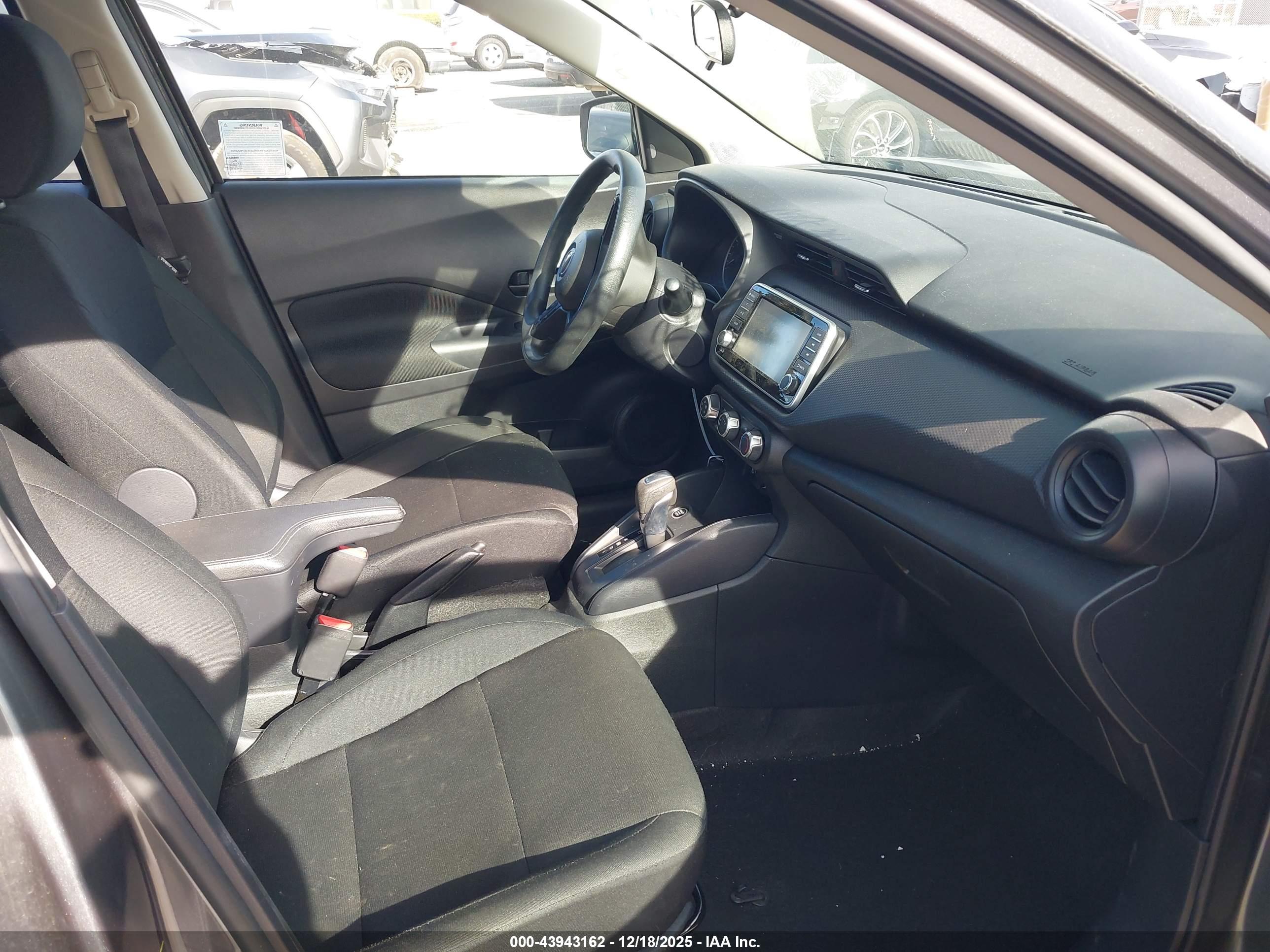 NISSAN KICKS image 5