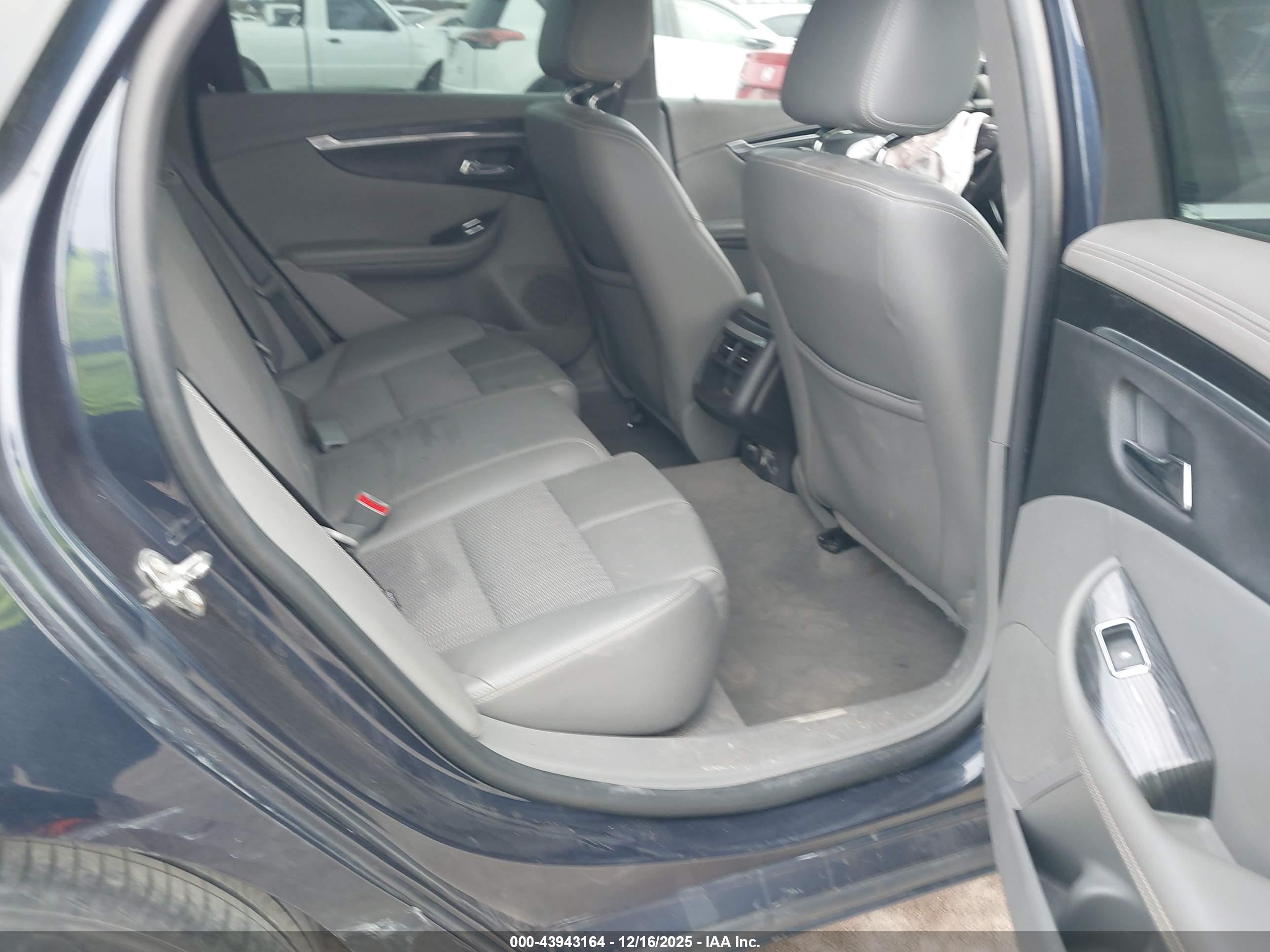 CHEVROLET IMPALA image 8