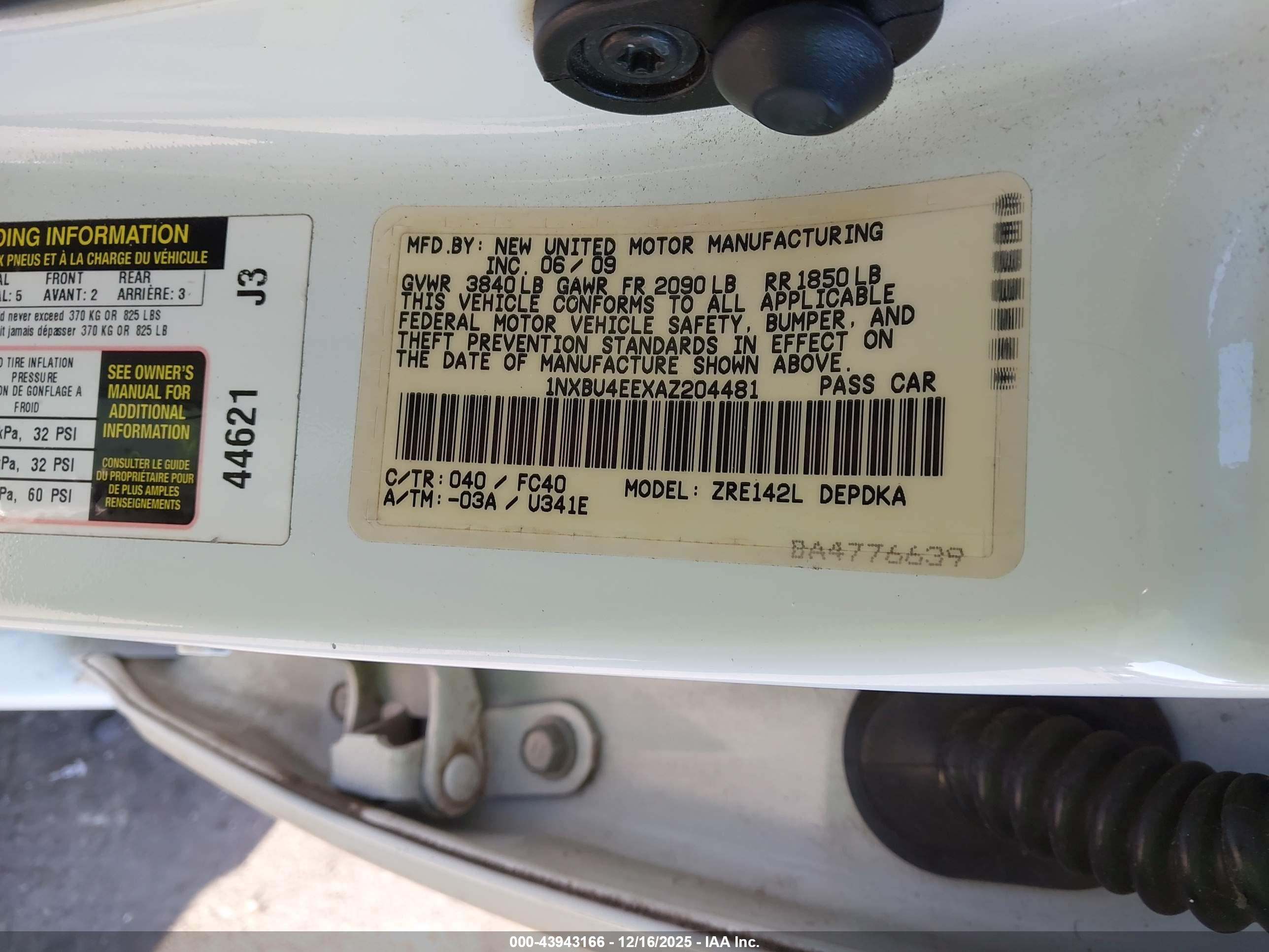 TOYOTA COROLLA image 9